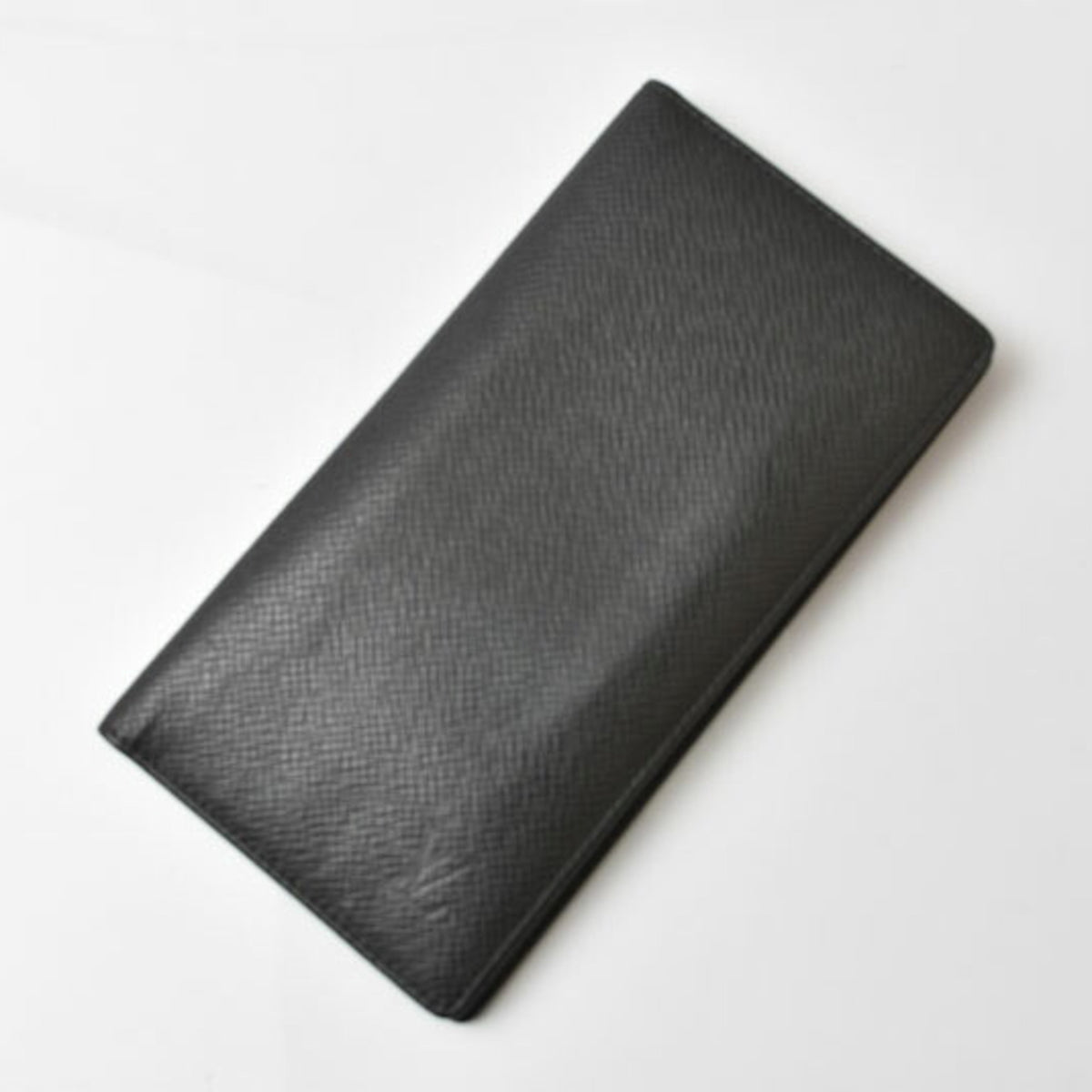 Louis Vuitton Ardoise Taiga Leather Wallet (Bi-Fold) (Pre-Owned)