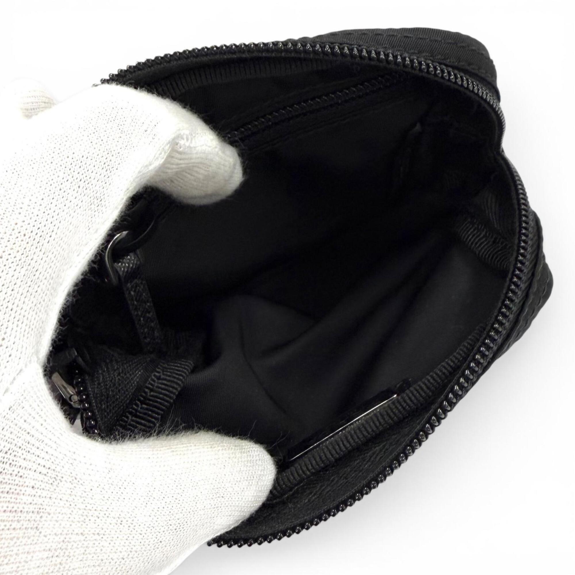 Prada Black Nylon Pouch (Pre-Owned)
