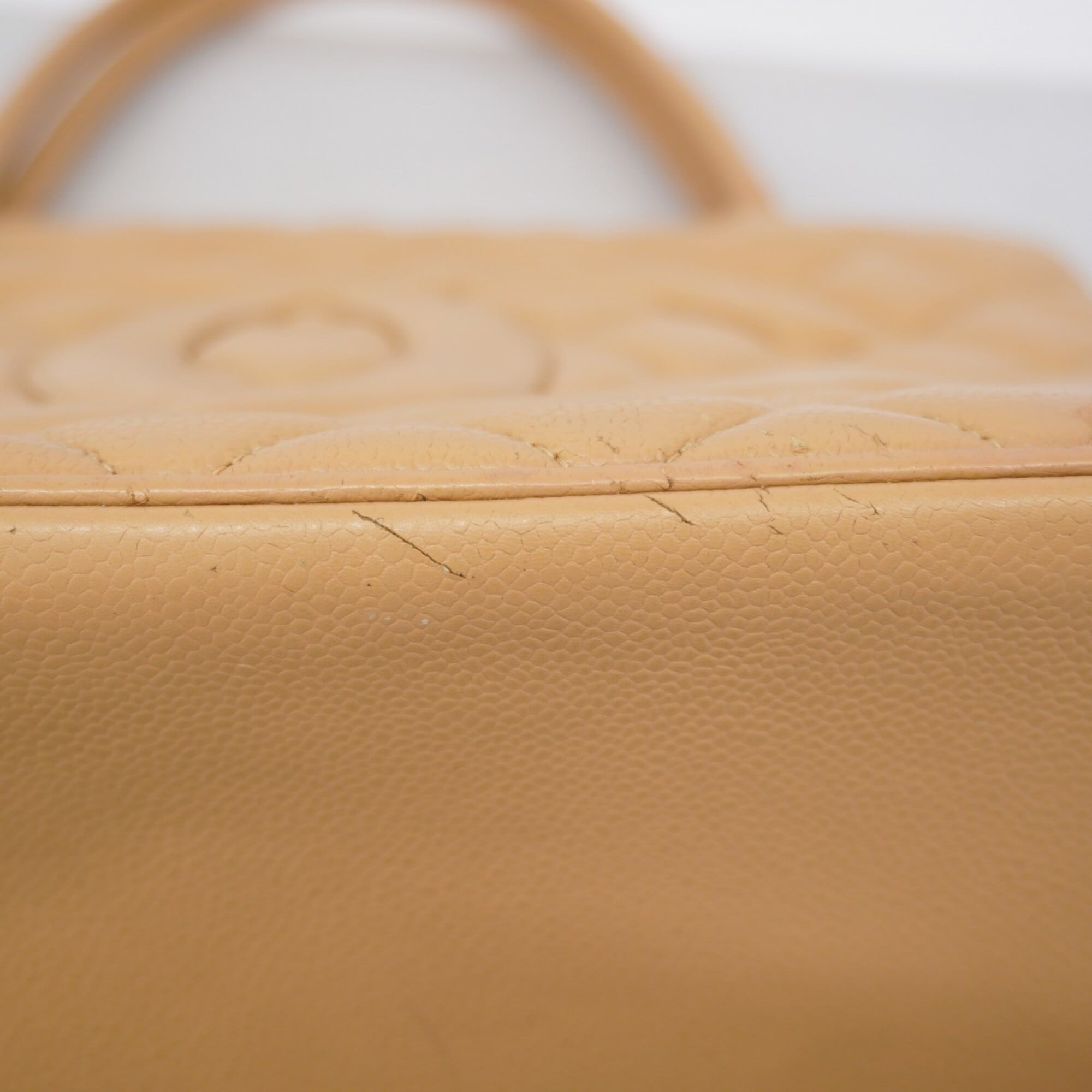 Chanel Beige Grained Calfskin Tote Bag (Pre-Owned)