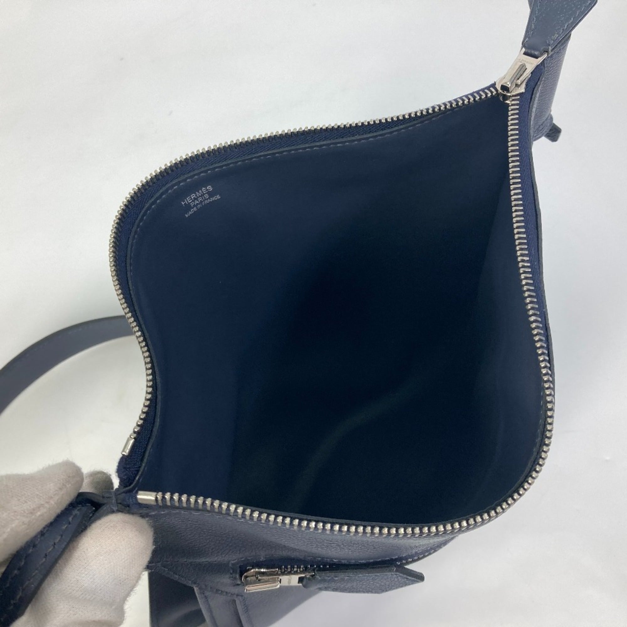 Hermes Blue Nuit Navy Leather Shoulder Bag (Pre-Owned)