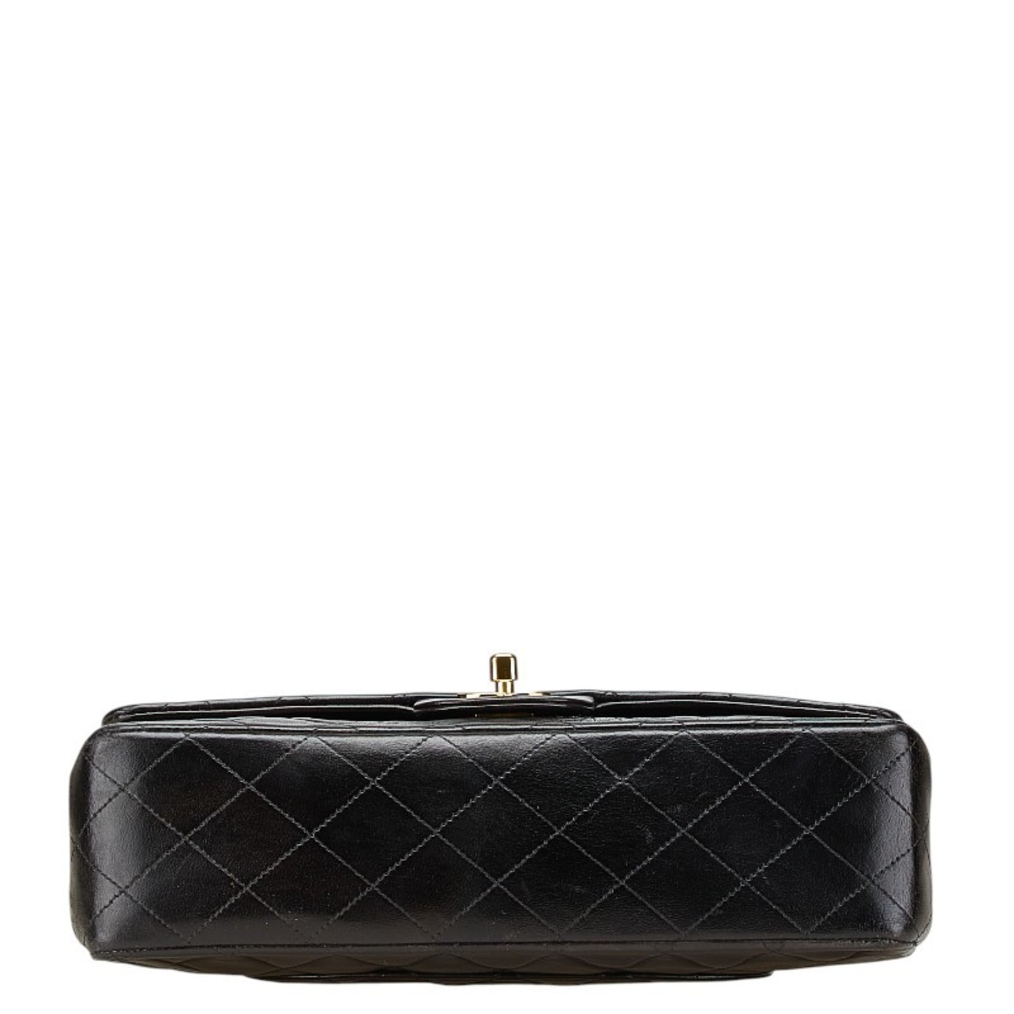 Chanel Black Leather Shoulder Bag (Pre-Owned)