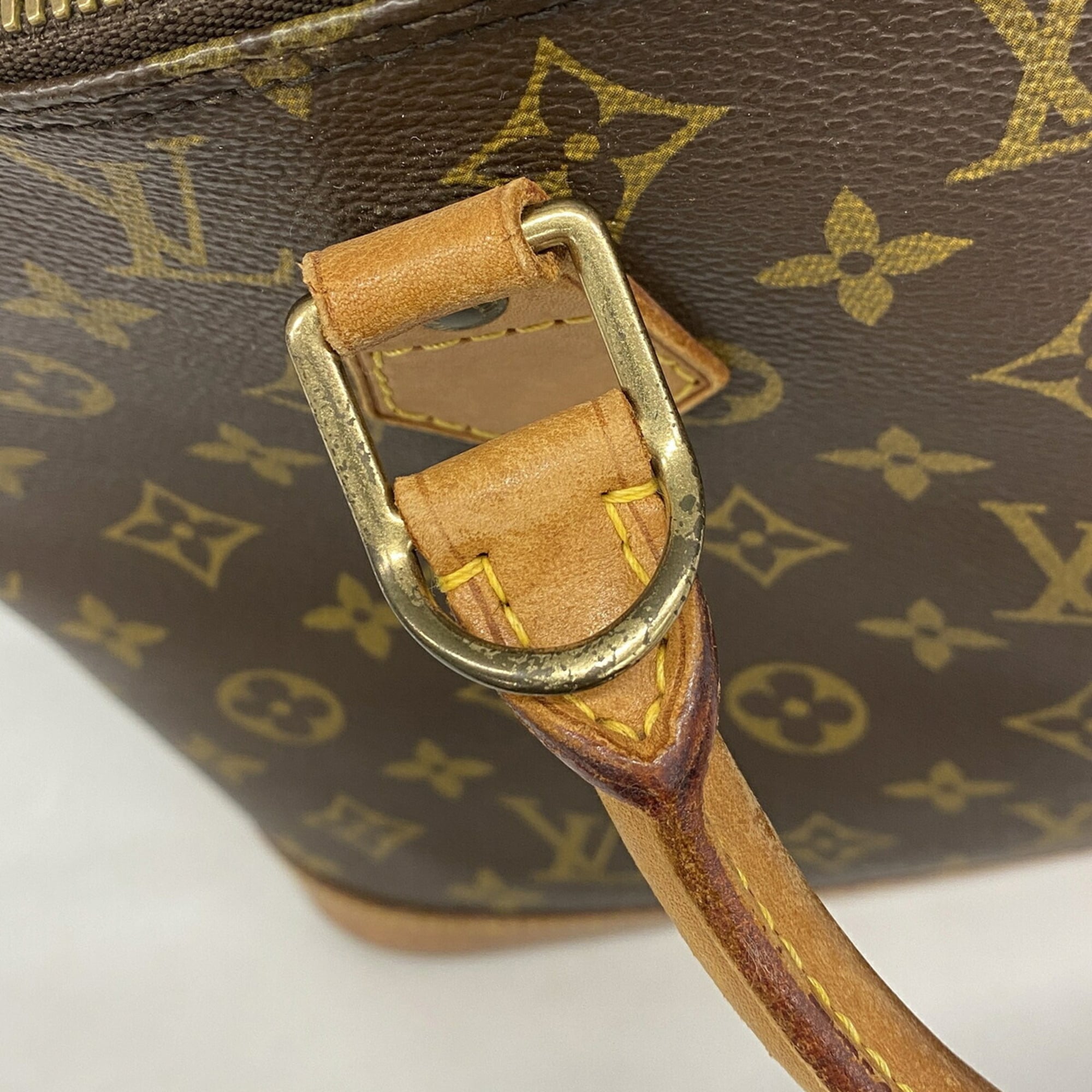 Louis Vuitton Brown Handbag (Pre-Owned)