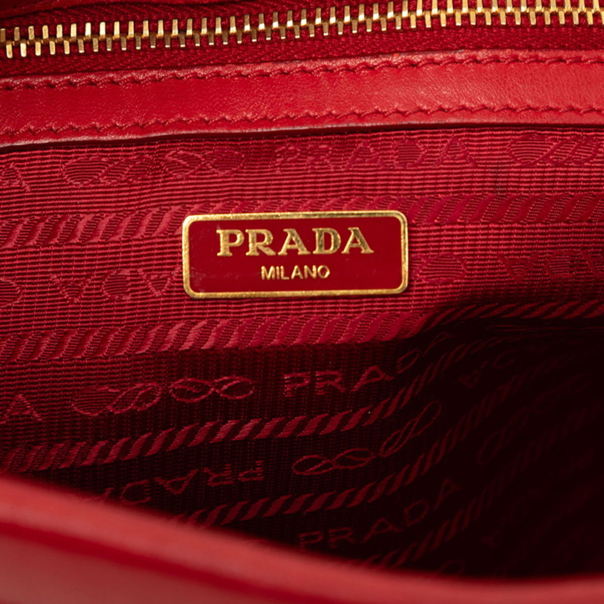 Prada Red Color Nylon Leather Shoulder Bag (Pre-Owned)