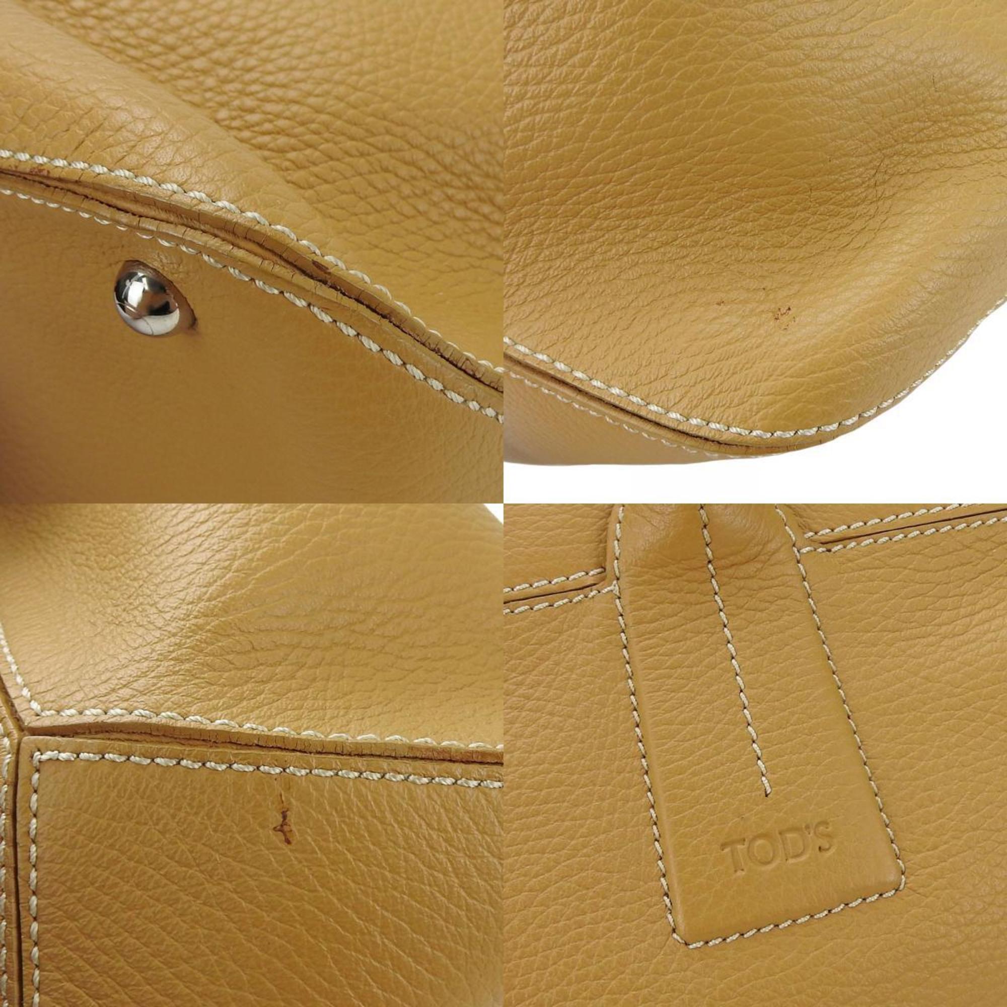 Tod's Beige Leather Tote Bag (Pre-Owned)