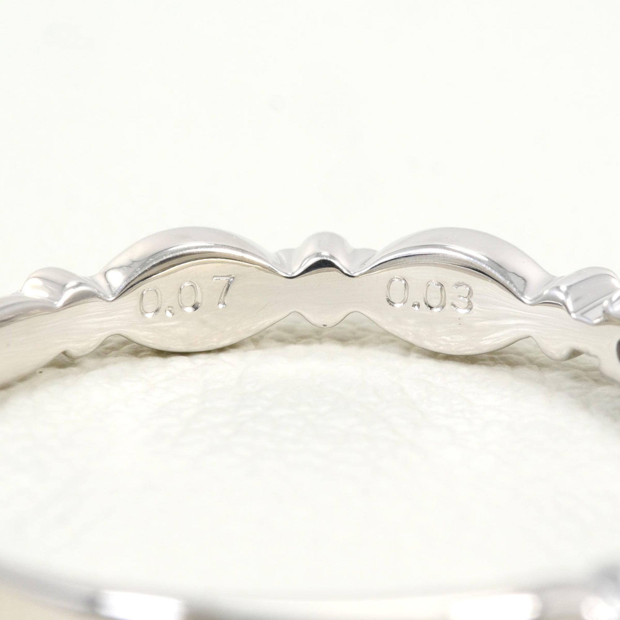 Unbranded Pink White Gold White Gold (18K) Band Ring (Pre-Owned)