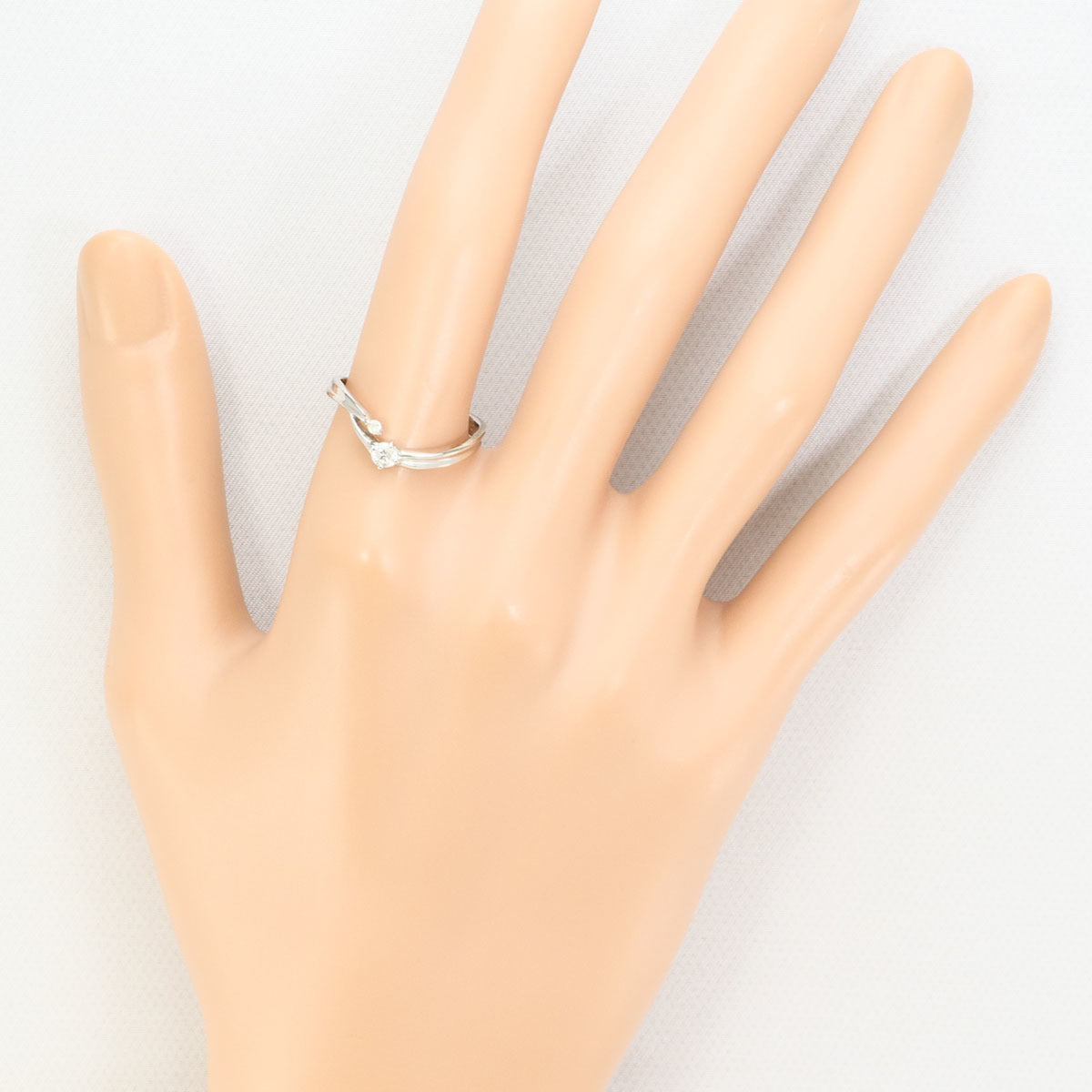 Unbranded White Gold White Gold (14K) Band Ring (Pre-Owned)