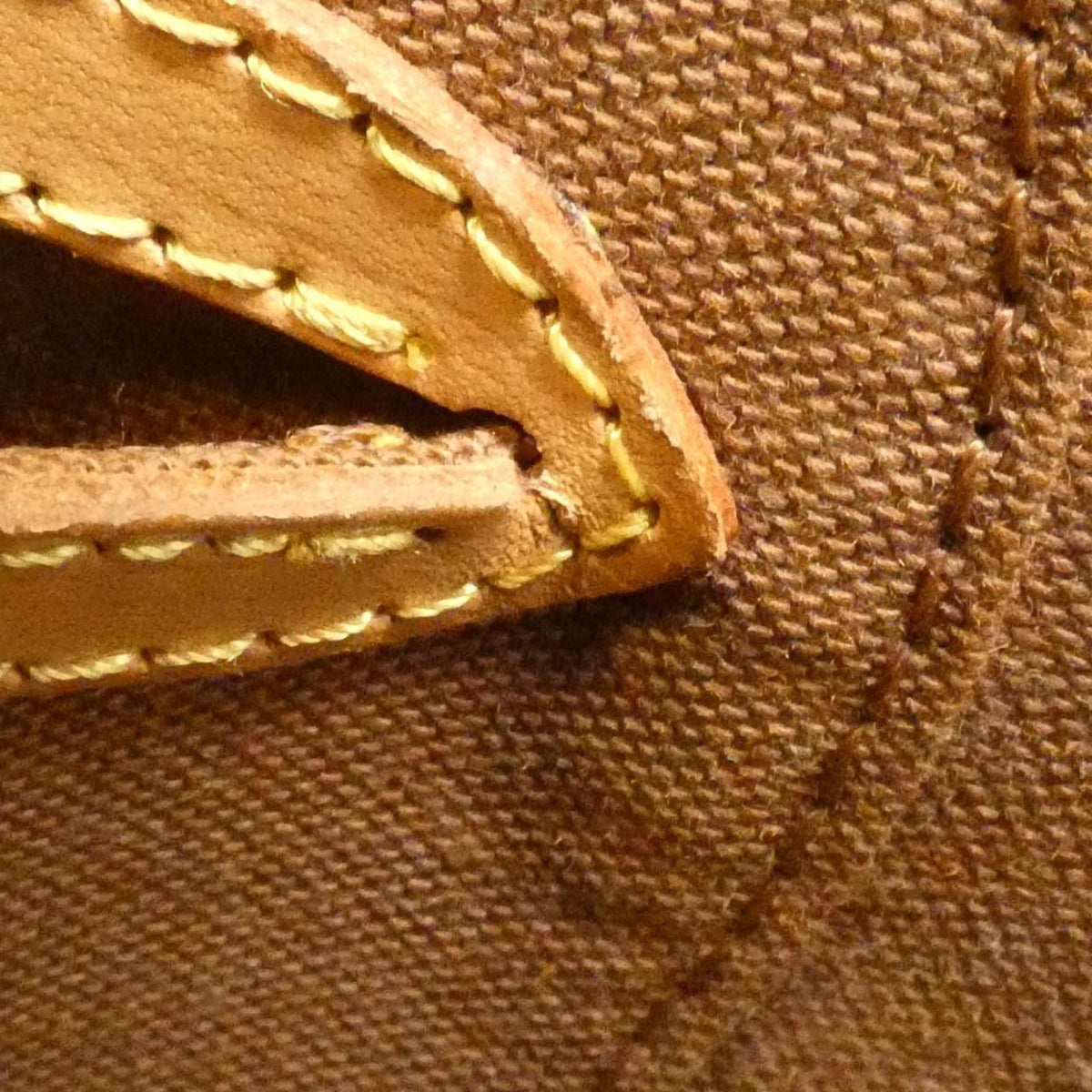 Louis Vuitton Brown Coated Canvas Handbag (Pre-Owned)