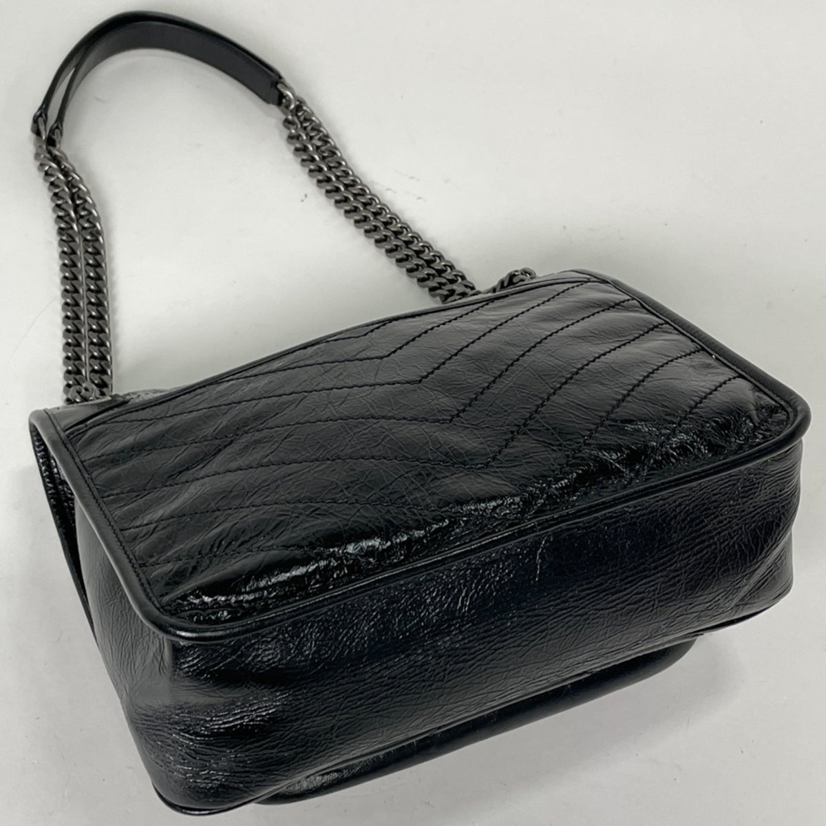 Saint Laurent Black Leather Shoulder Bag (Pre-Owned)