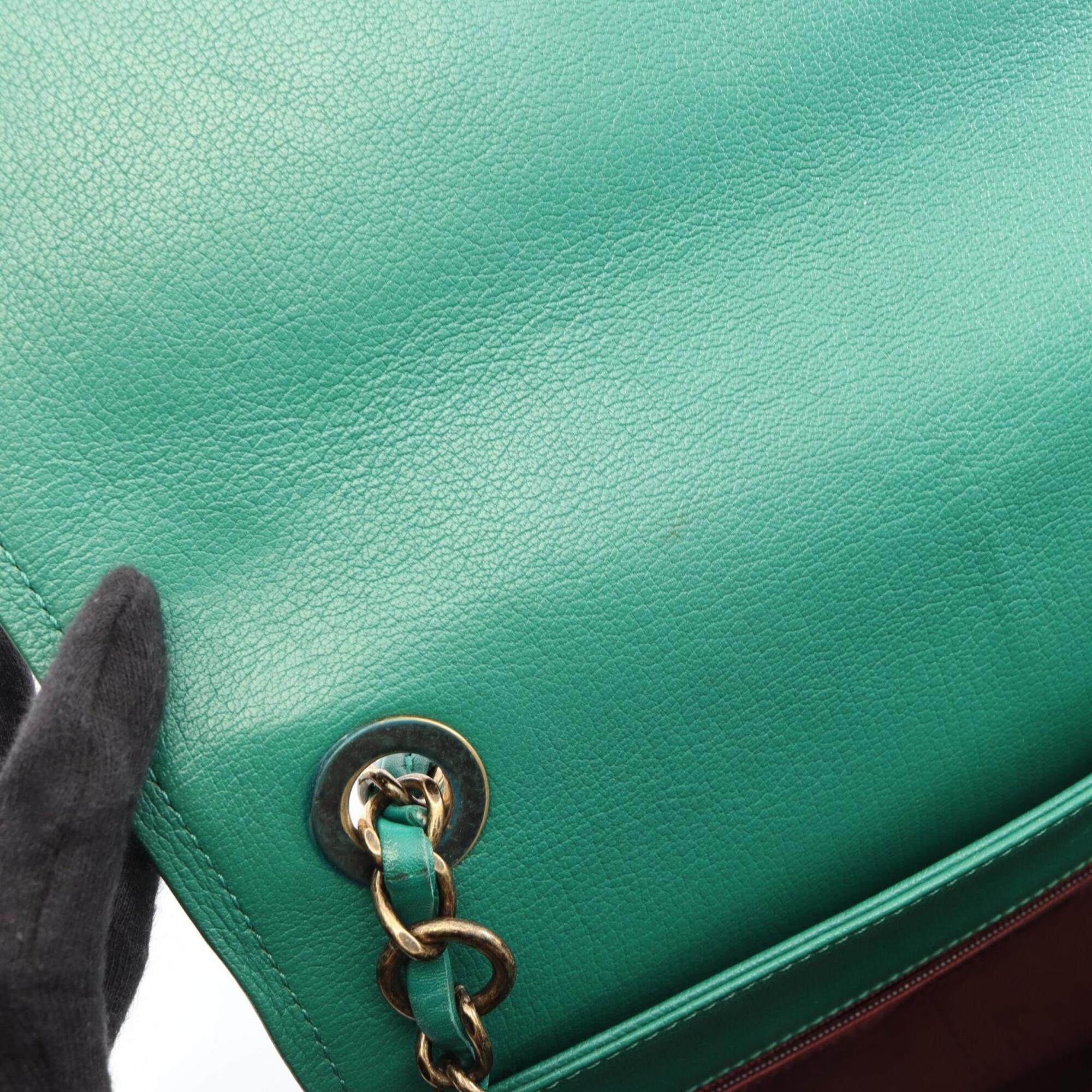 Chanel Green Leather Handbag Shoulder Bag (Pre-Owned)