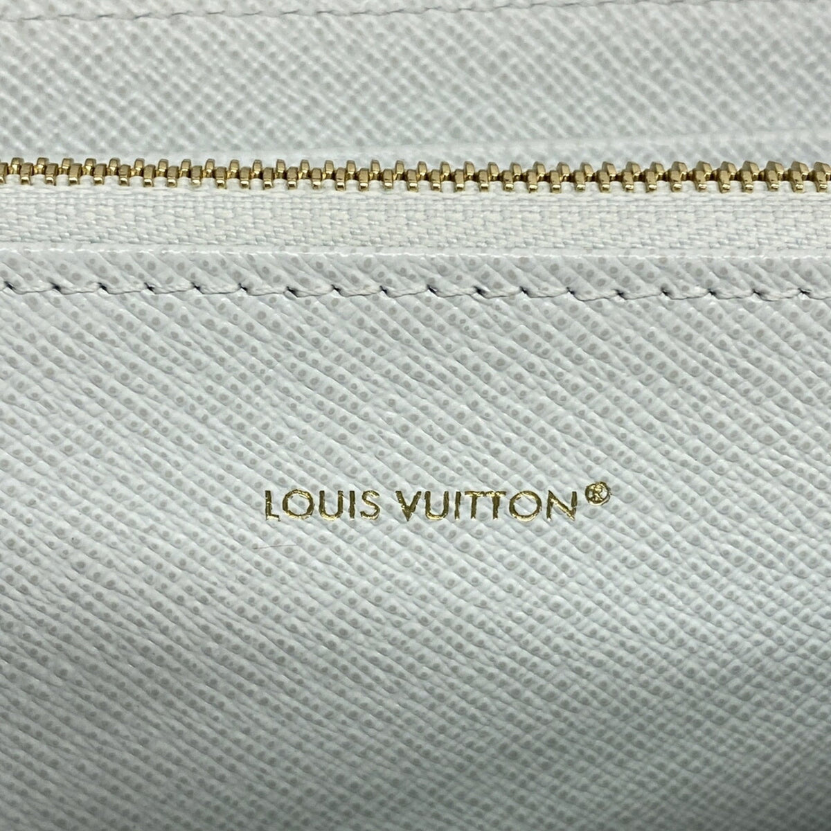 Louis Vuitton Blue Long Wallet (Bi-Fold) (Pre-Owned)