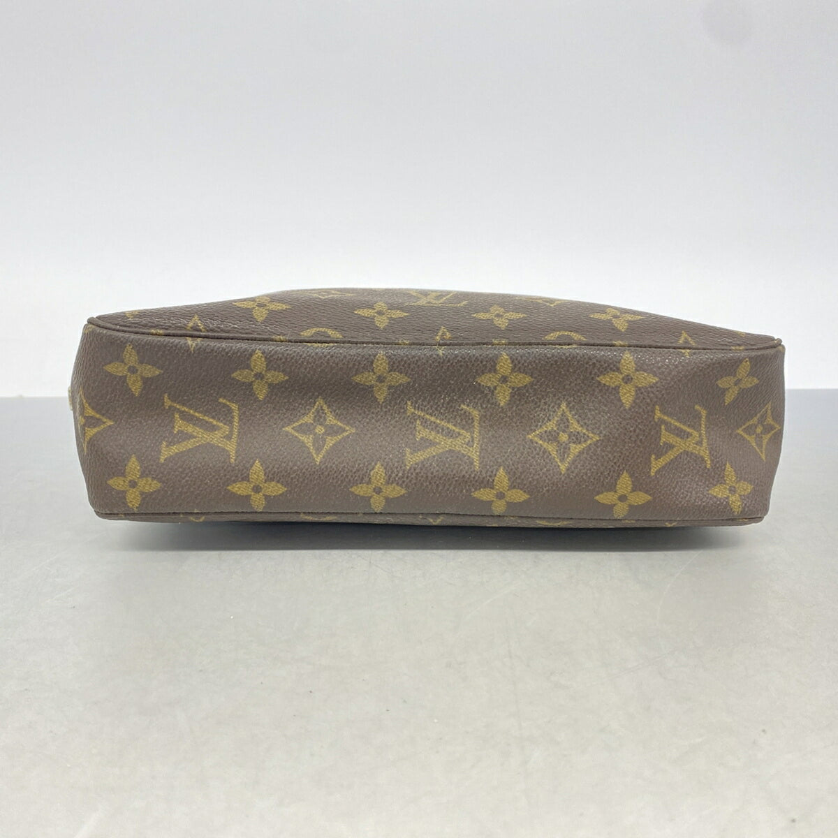 Louis Vuitton Brown Pouch (Pre-Owned)