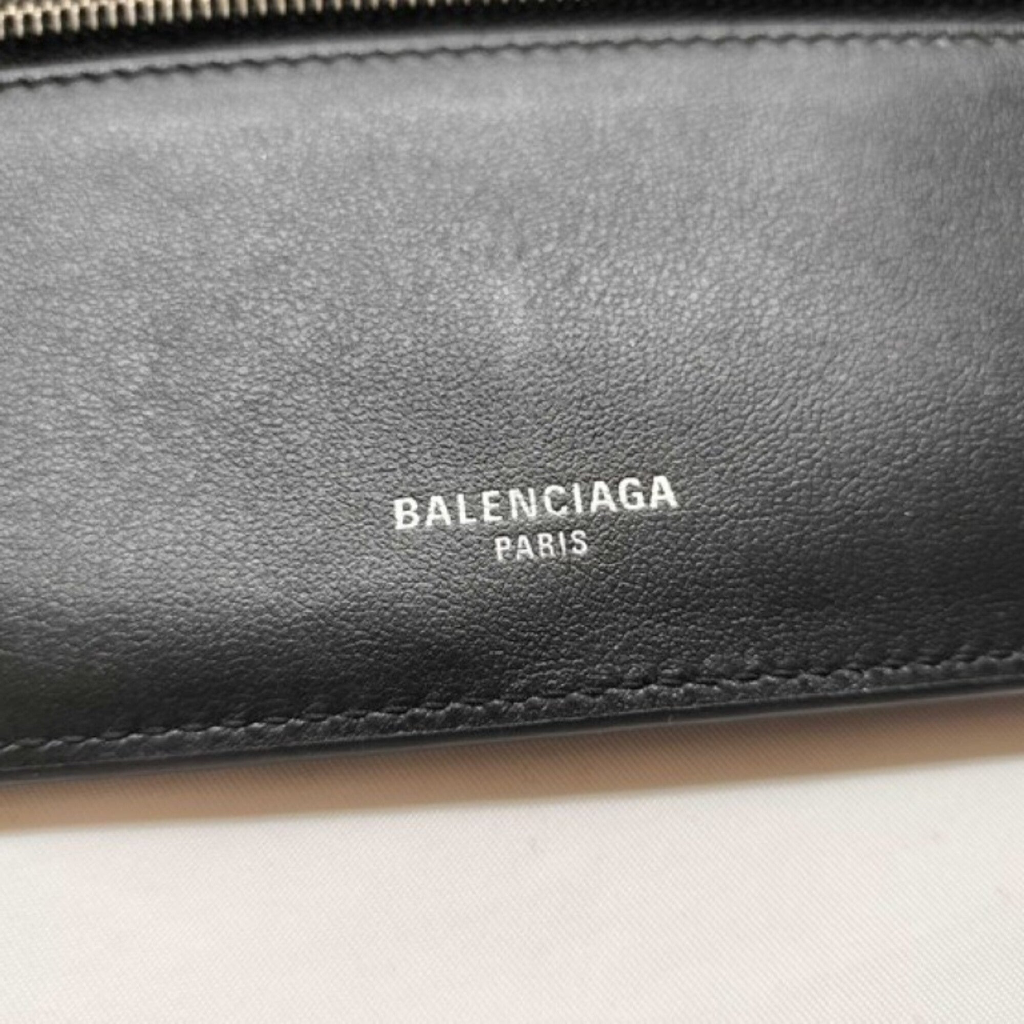 Balenciaga Black Leather Long Wallet (Bi-Fold) (Pre-Owned)