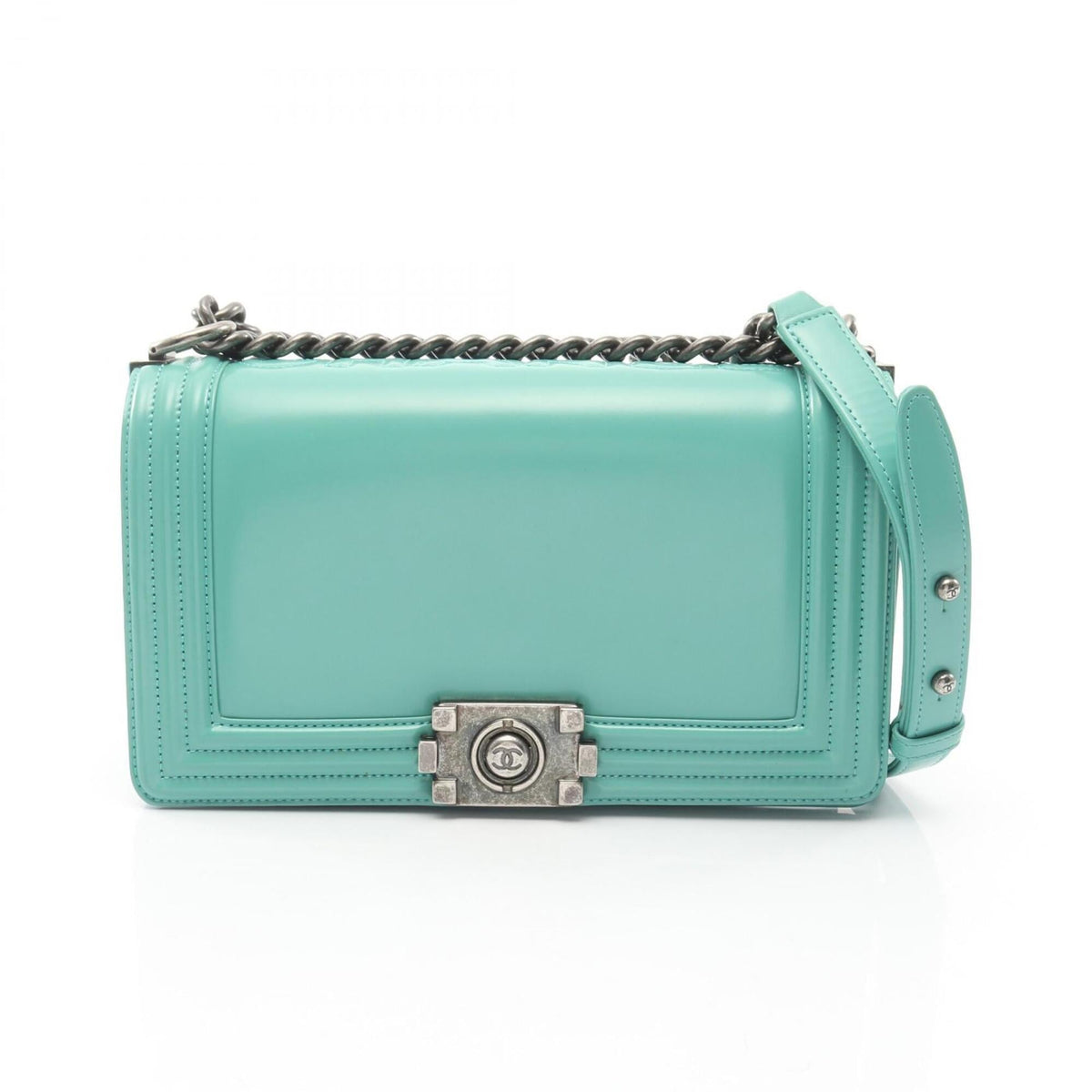 Chanel Green Leather Handbag Shoulder Bag (Pre-Owned)