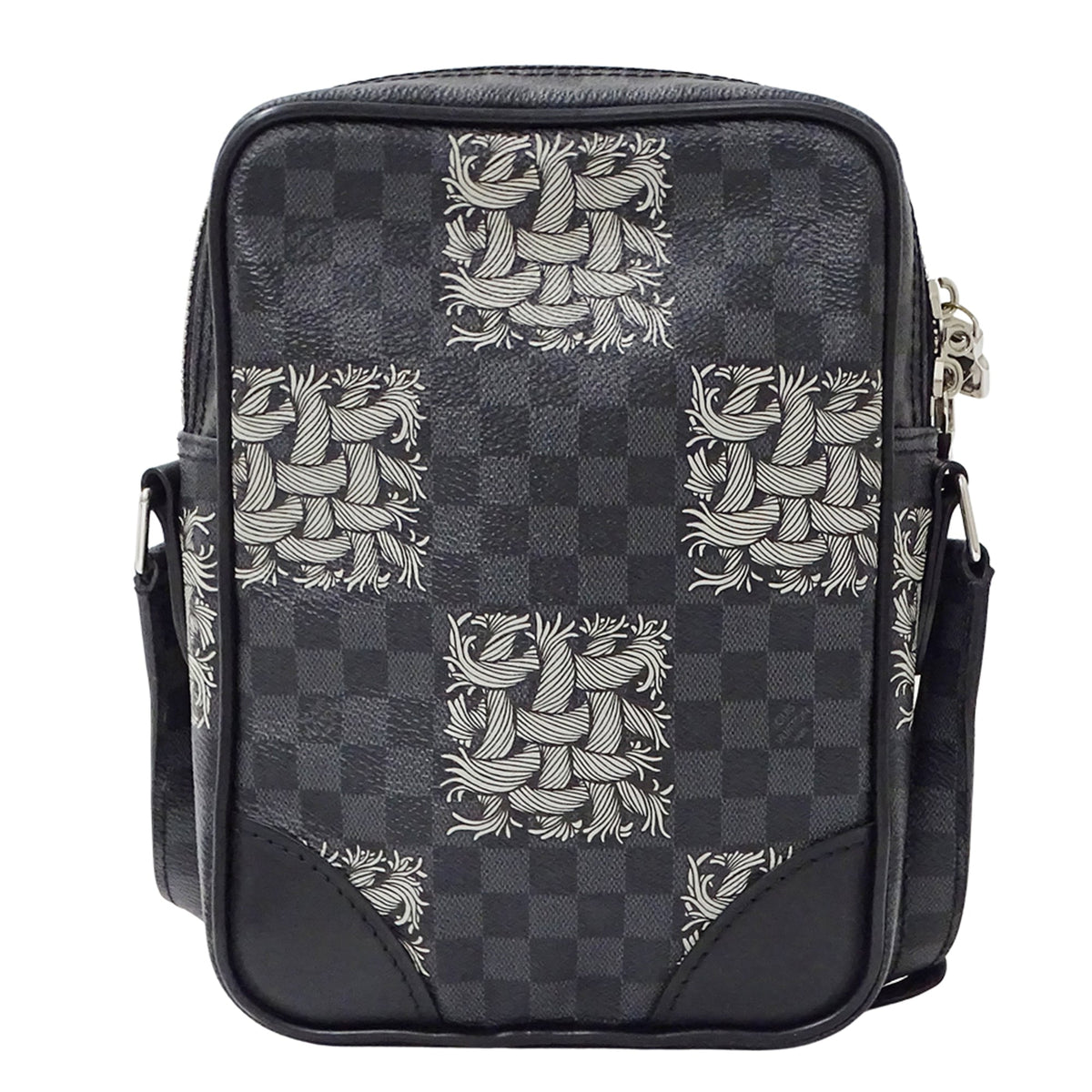 Louis Vuitton Black Damier Graphite Damier Graphite Canvas Handbag Shoulder Bag (Pre-Owned)