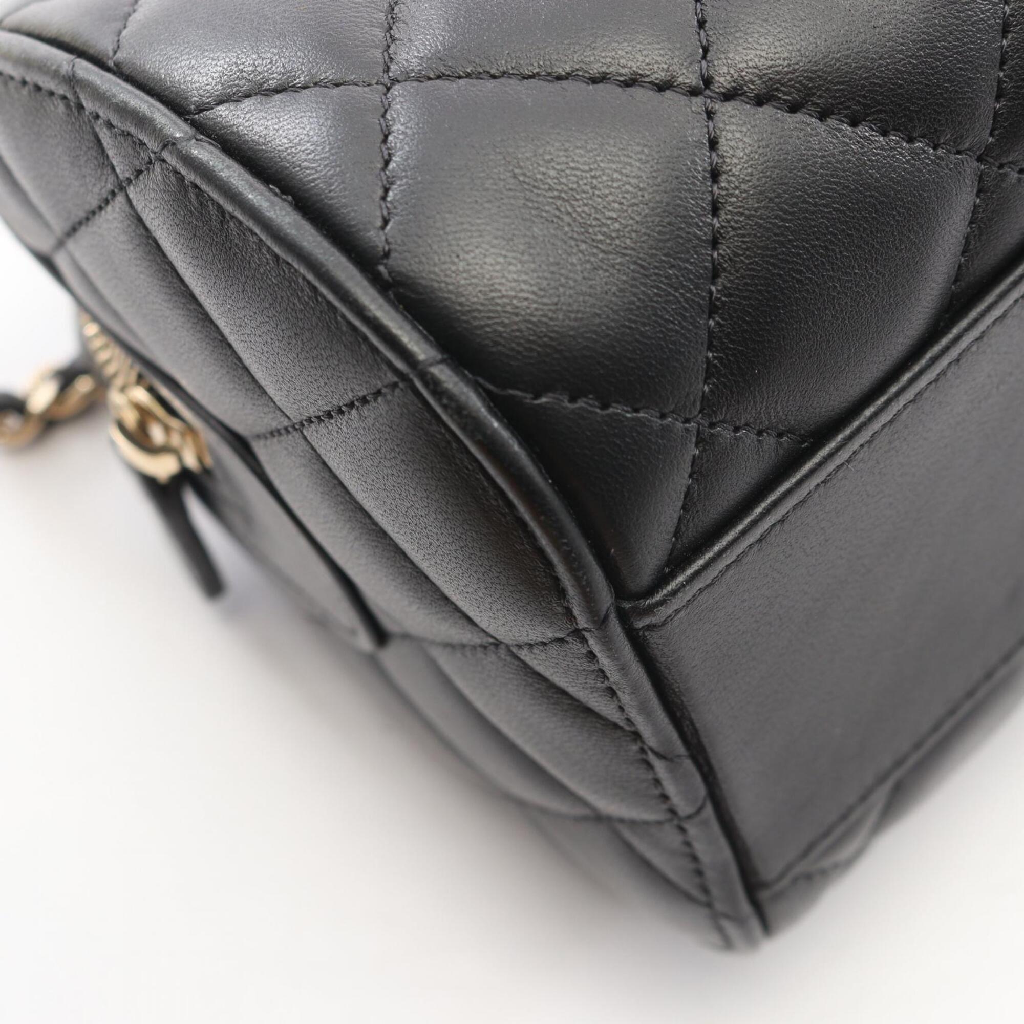 Chanel Black Leather Handbag (Pre-Owned)