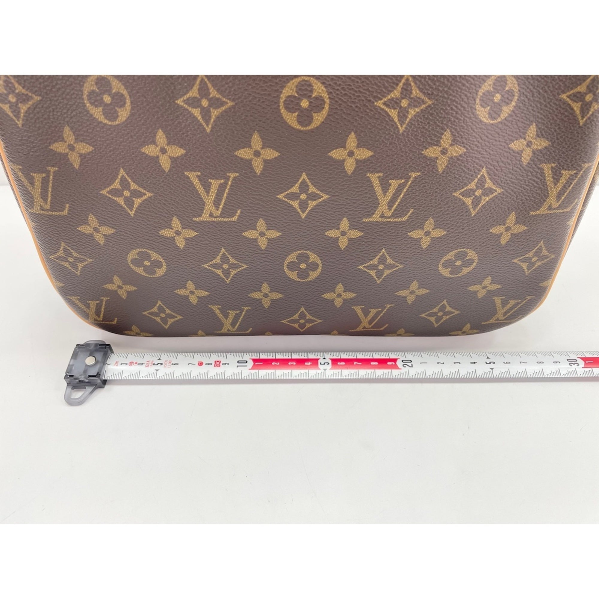 Louis Vuitton Brown Handbag (Pre-Owned)