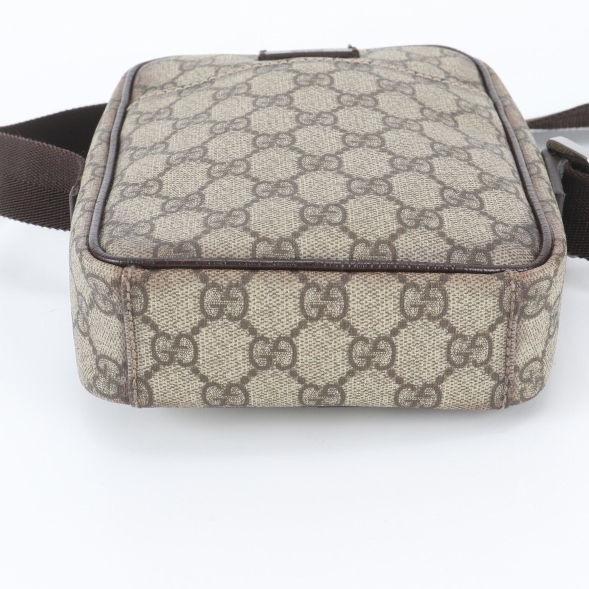 Gucci Brown Leather Coated Canvas Messenger Bag Shoulder Bag (Pre-Owned)