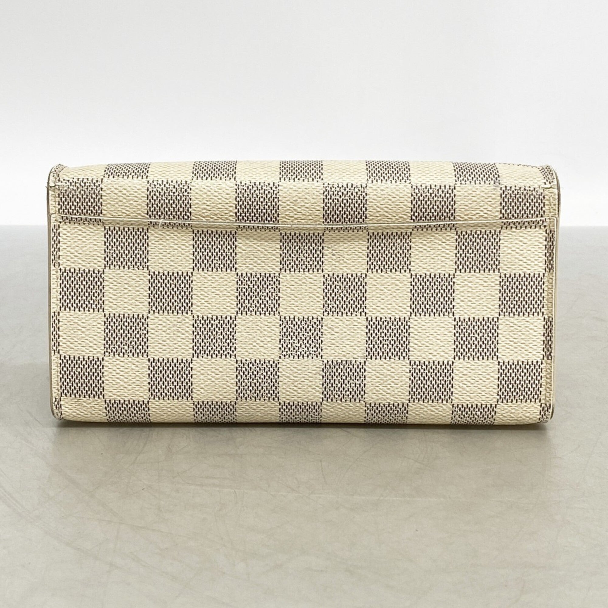 Louis Vuitton White Long Wallet (Bi-Fold) (Pre-Owned)
