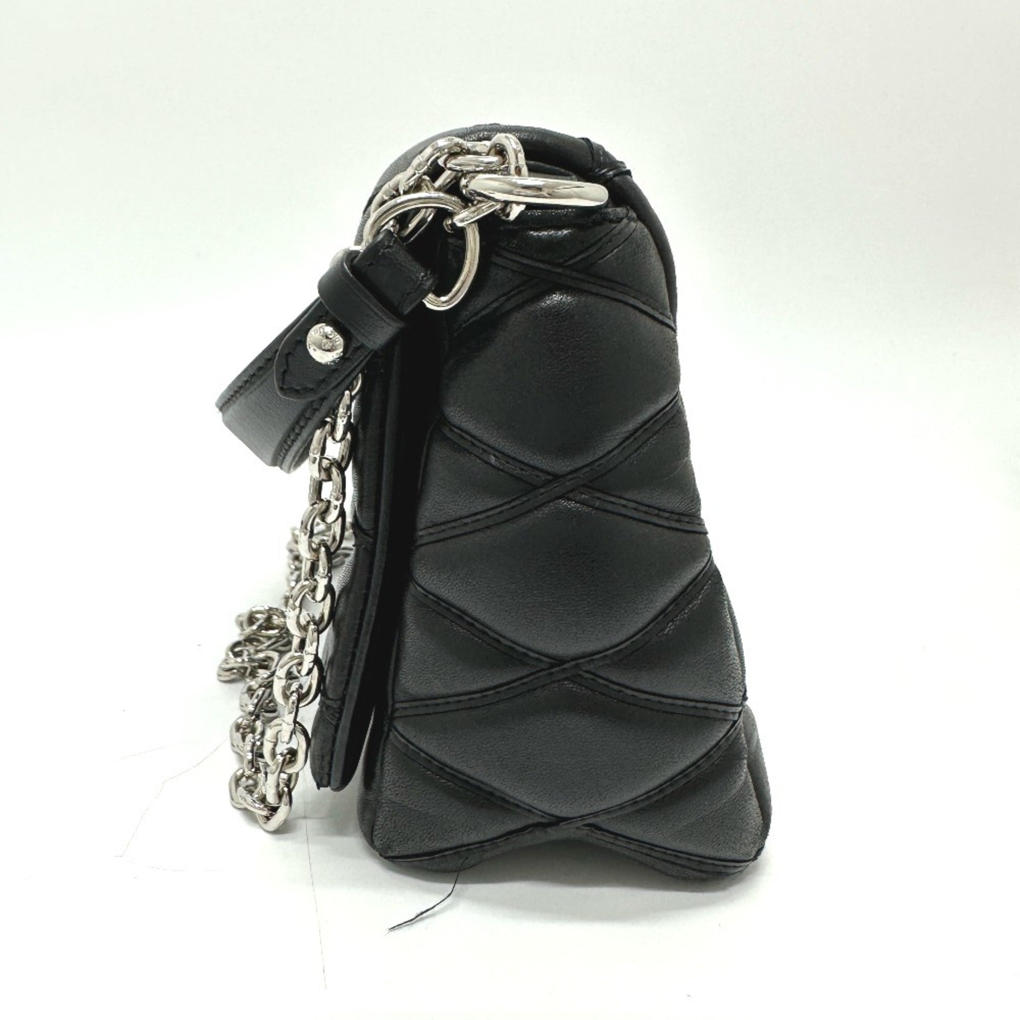 Louis Vuitton Black Noir Leather Handbag Shoulder Bag (Pre-Owned)