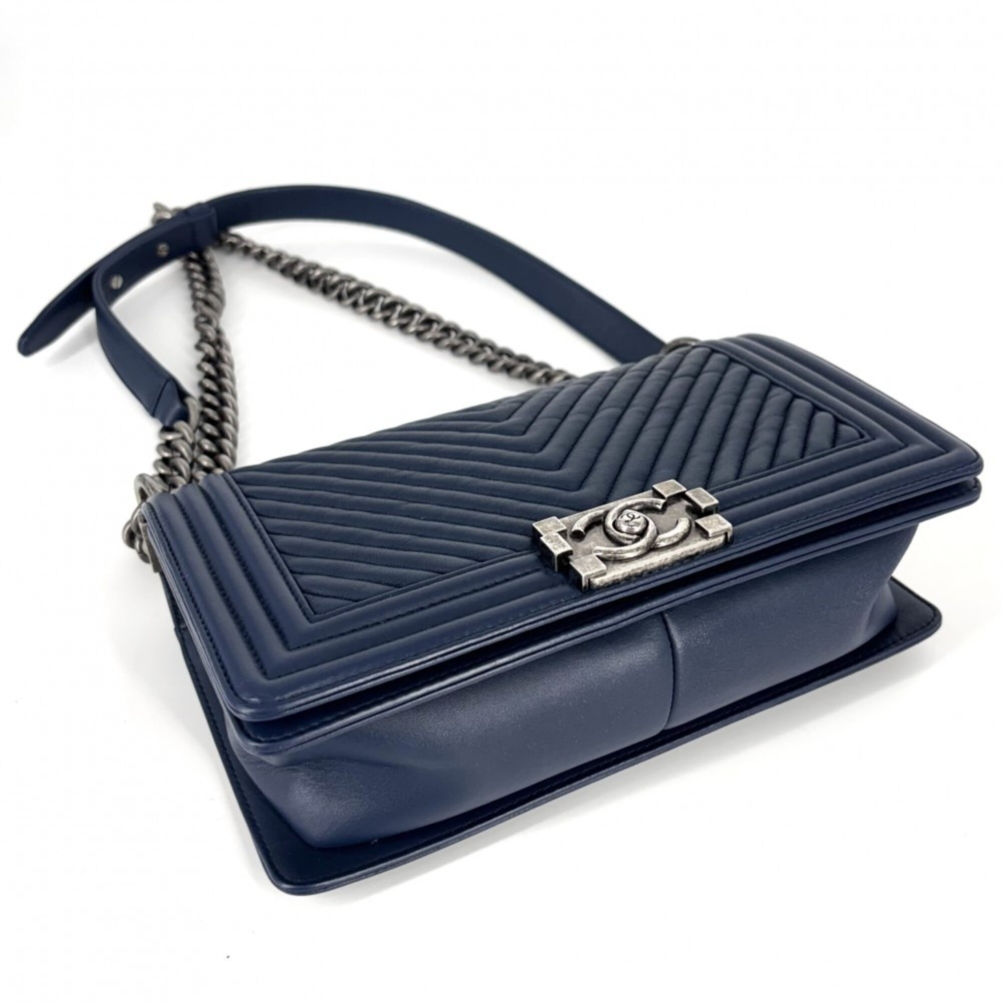 Chanel Navy Leather Shoulder Bag (Pre-Owned)