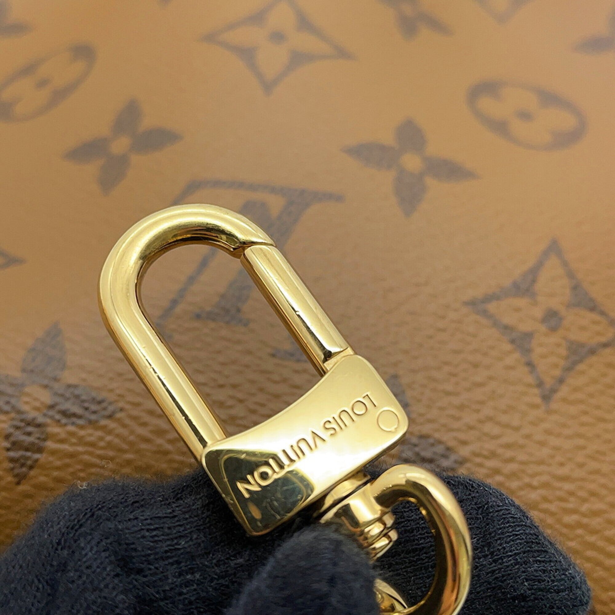 Louis Vuitton Monogram Reverse Beige Monogram Reverse Handbag Shoulder Bag (Pre-Owned)