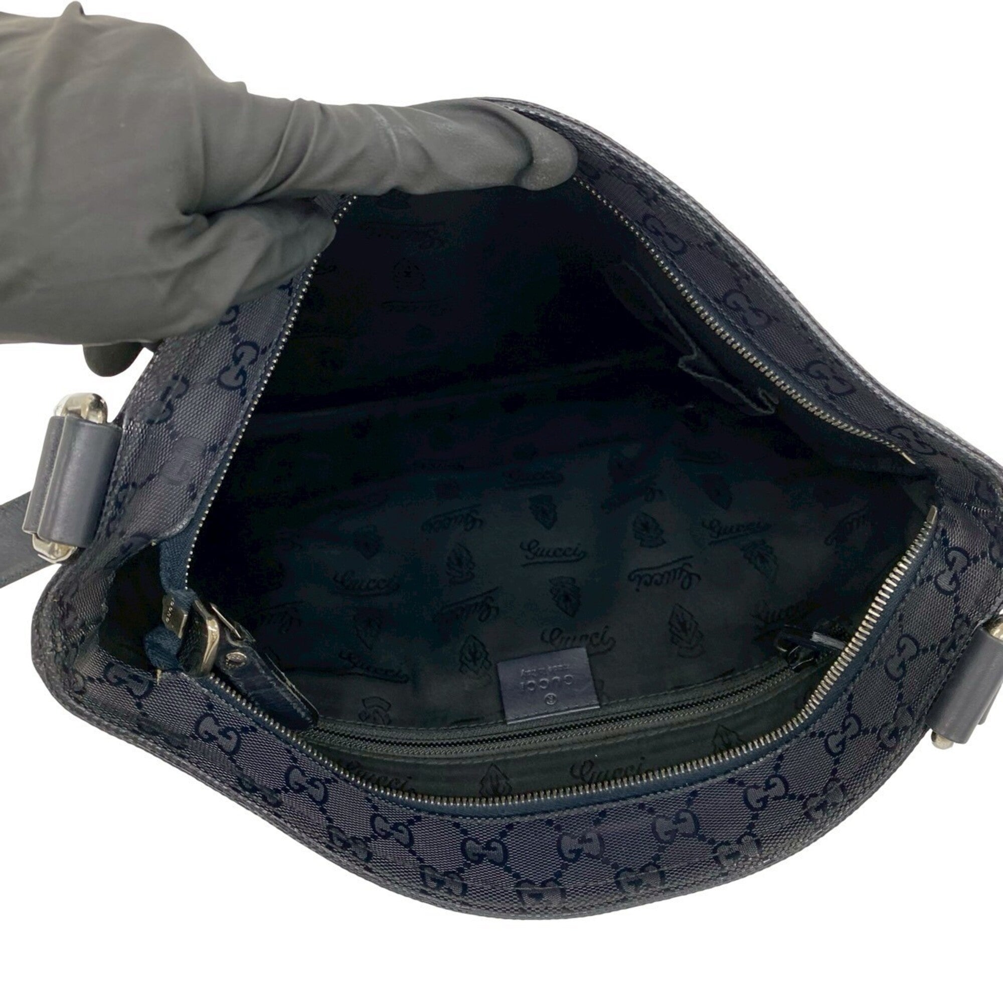 Gucci Navy Pvc Leather Shoulder Bag (Pre-Owned)
