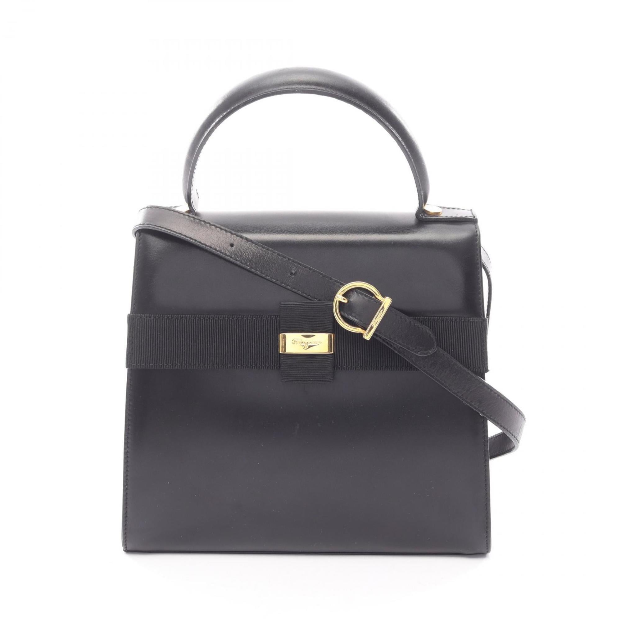 Salvatore Ferragamo Black Leather Handbag (Pre-Owned)