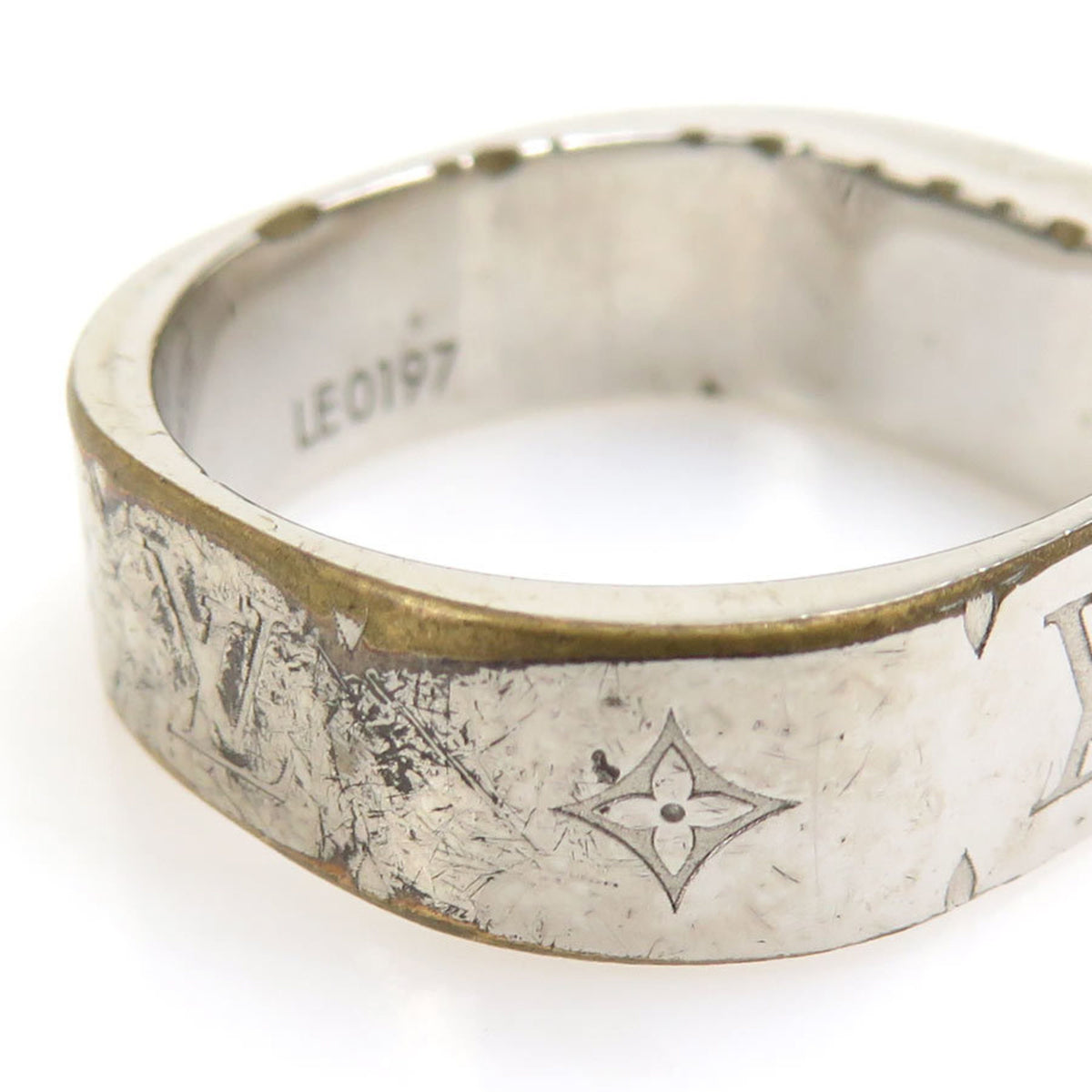 Louis Vuitton Gold Silver Metal Band Ring (Pre-Owned)
