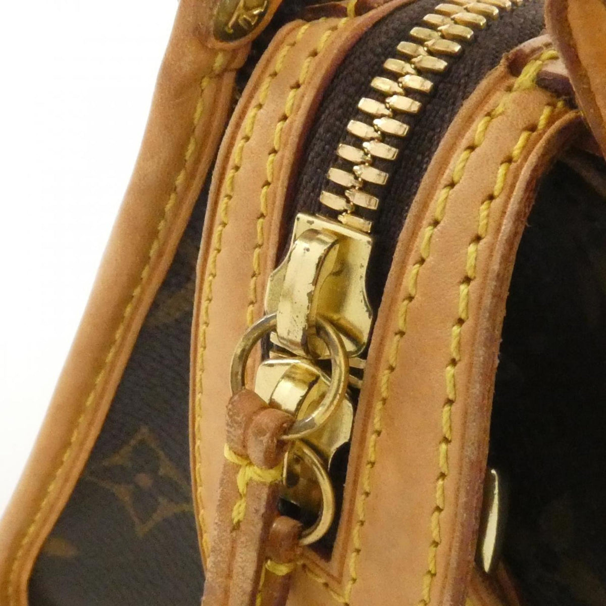 Louis Vuitton Brown Coated Canvas Shoulder Bag (Pre-Owned)