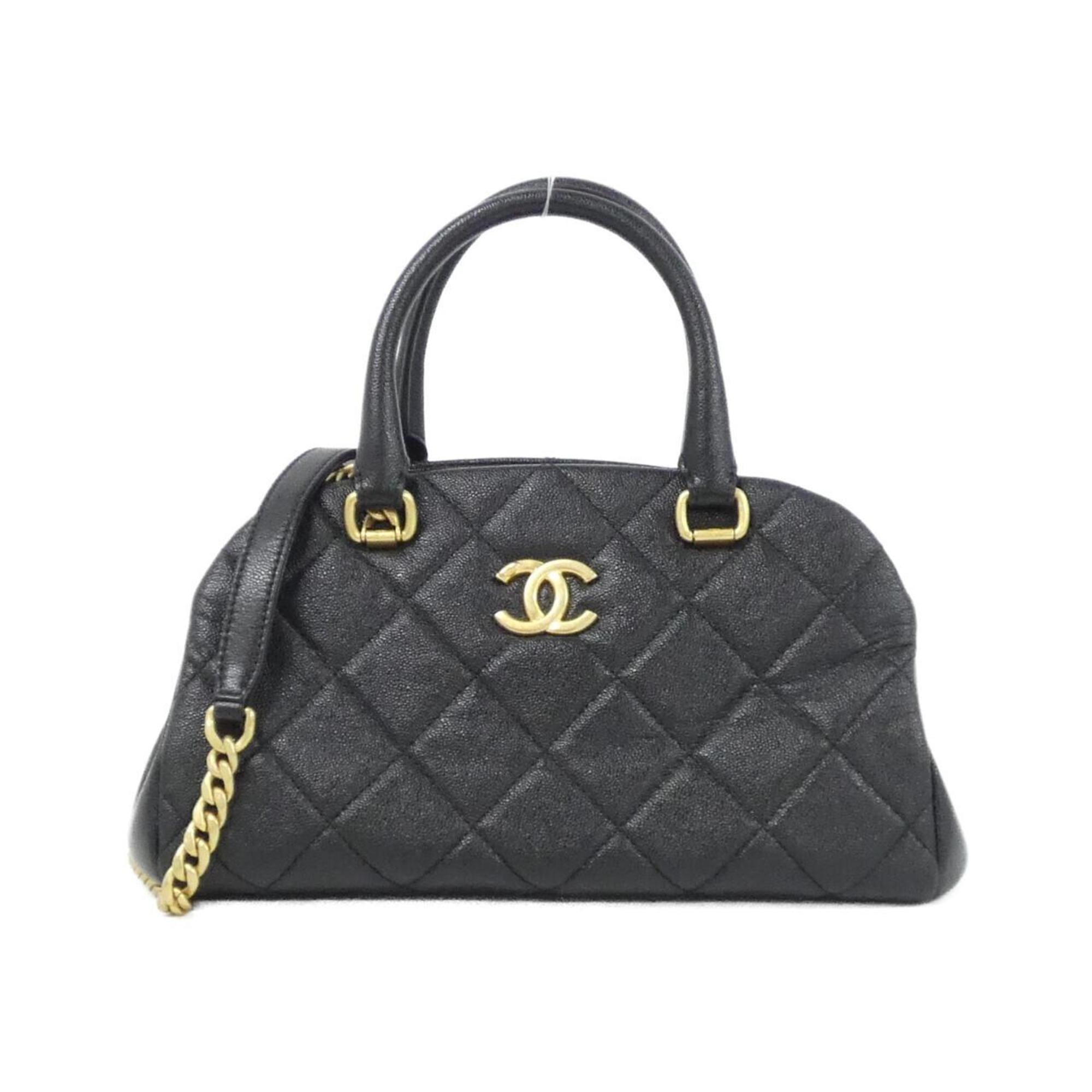 Chanel Black Grained Calfskin Handbag (Pre-Owned)