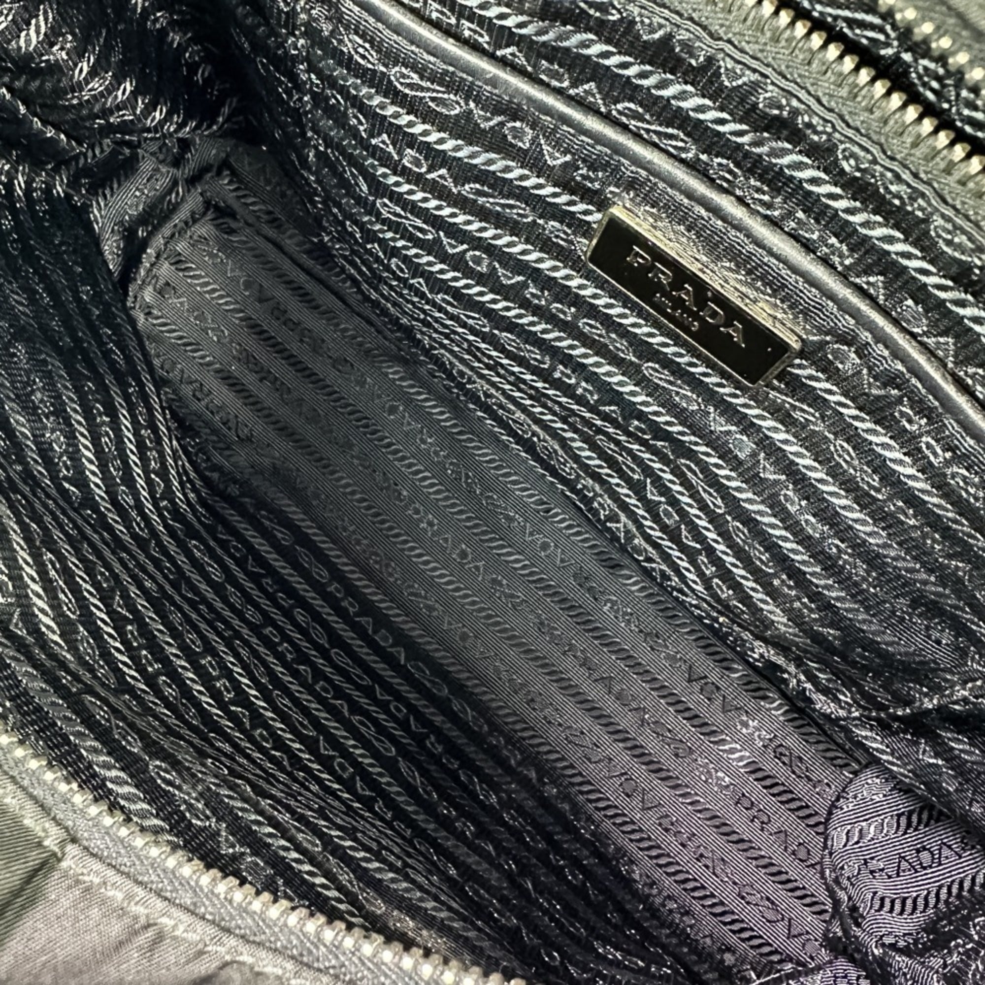 Prada Black Nylon Handbag Shoulder Bag (Pre-Owned)