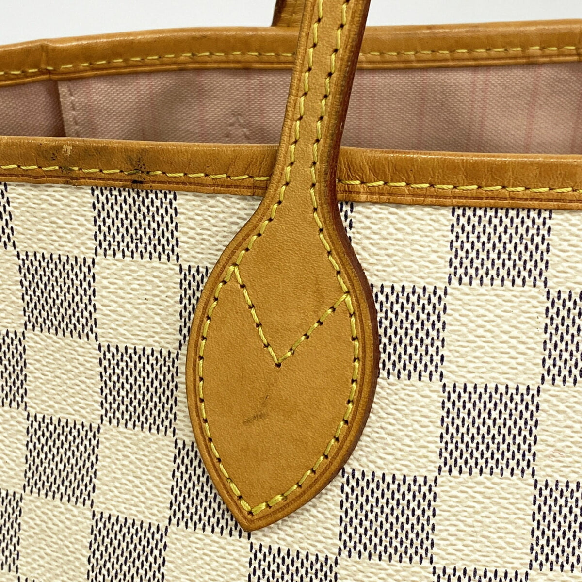 Louis Vuitton Rose Ballerine Tote Bag (Pre-Owned)