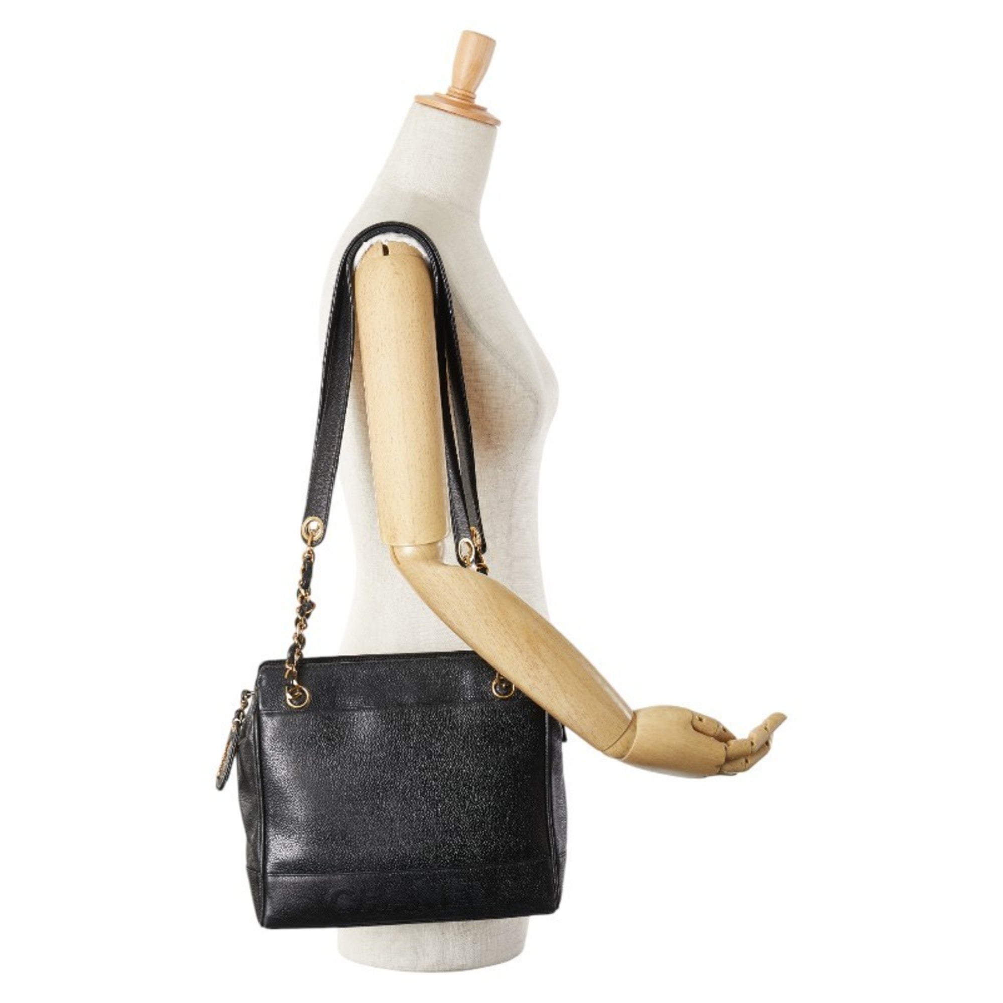 Chanel Black Grained Calfskin Tote Bag (Pre-Owned)