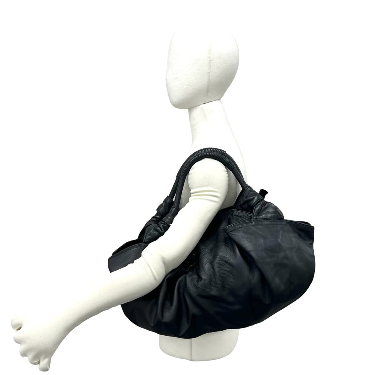 Loewe Black Leather Handbag Tote Bag (Pre-Owned)