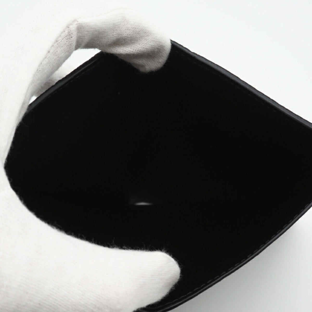 Louis Vuitton Taurillon Black Leather Wallet (Bi-Fold) (Pre-Owned)