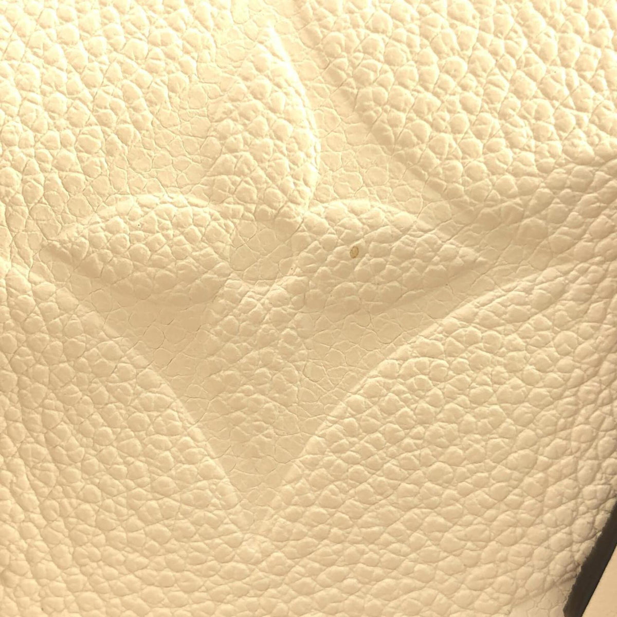 Louis Vuitton Beige Leather Boston Bag (Pre-Owned)