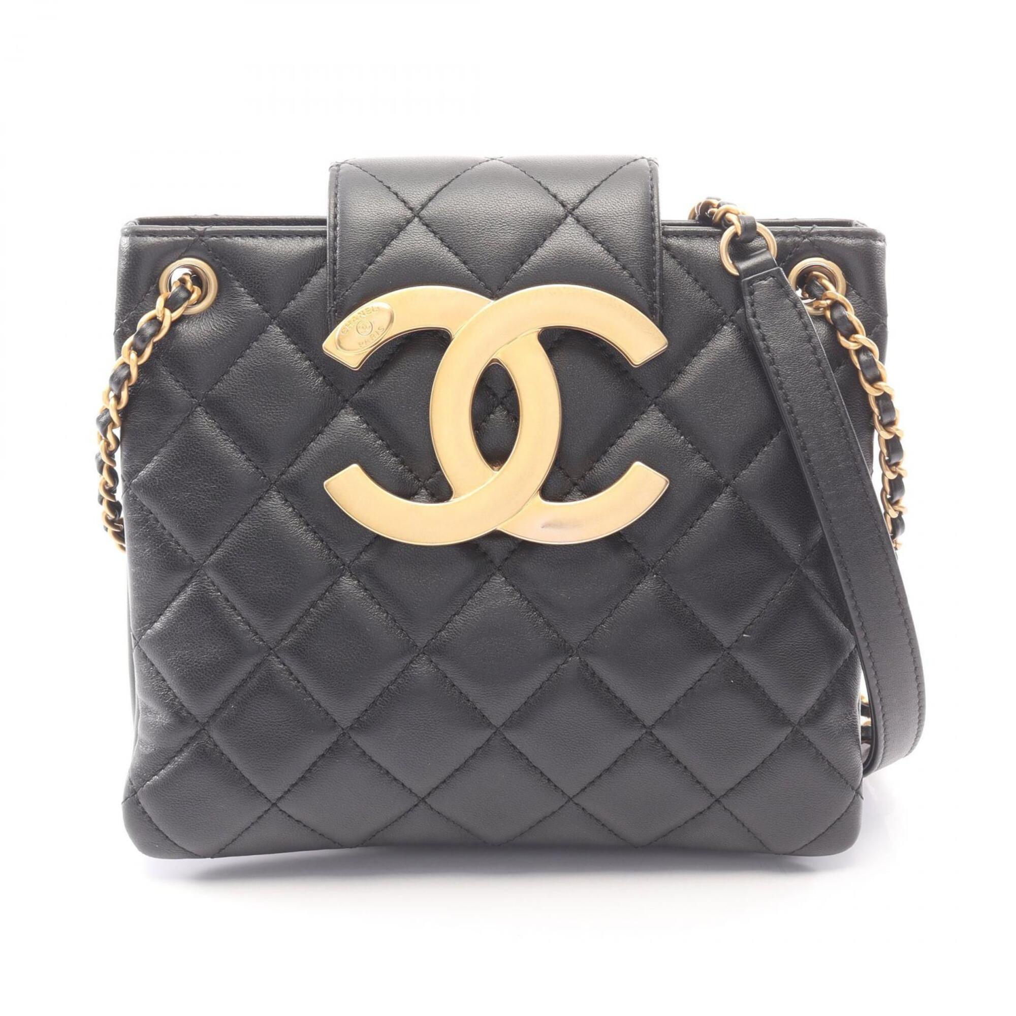 Chanel Black Leather Handbag Shoulder Bag (Pre-Owned)