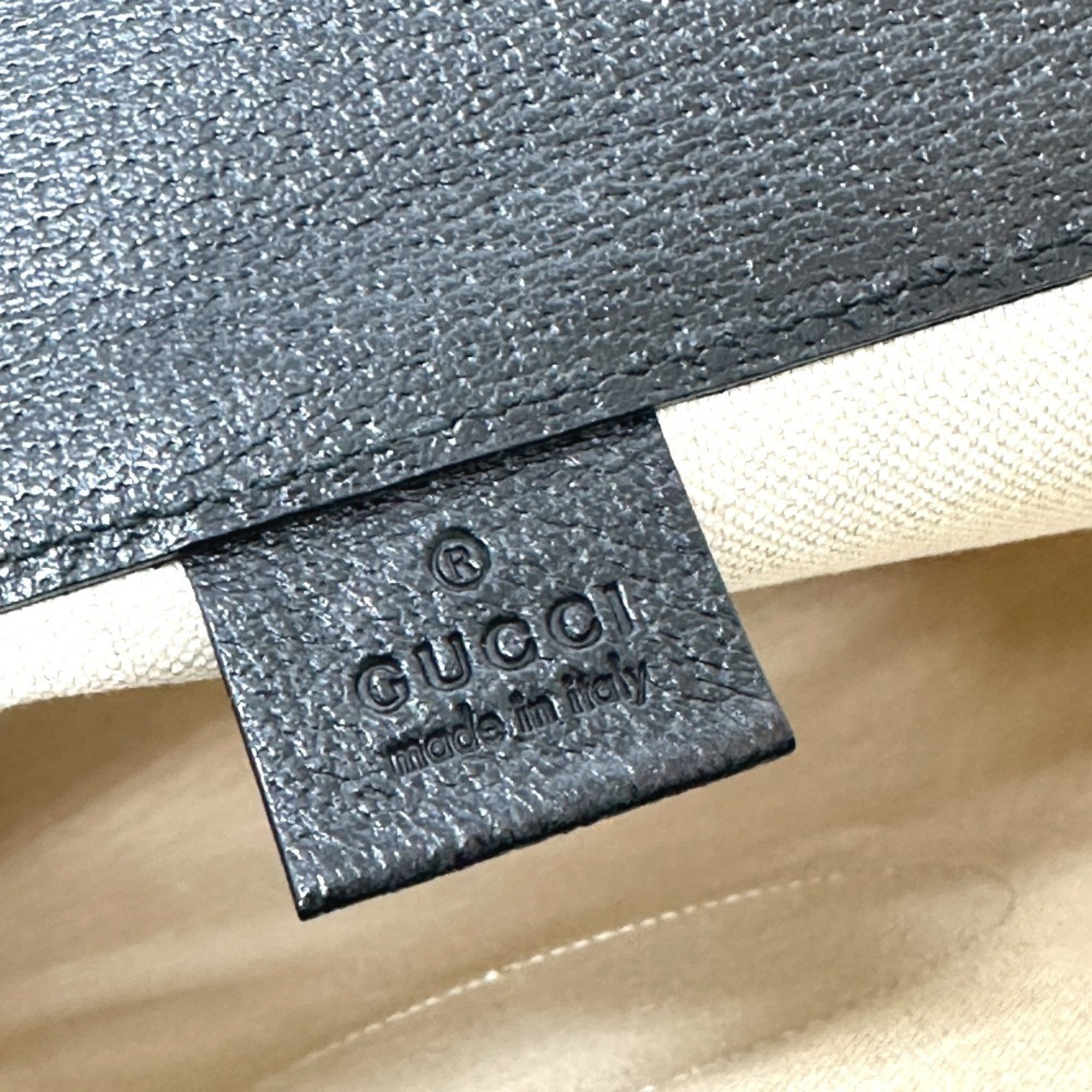 Gucci Beige Black Canvas Leather Handbag (Pre-Owned)
