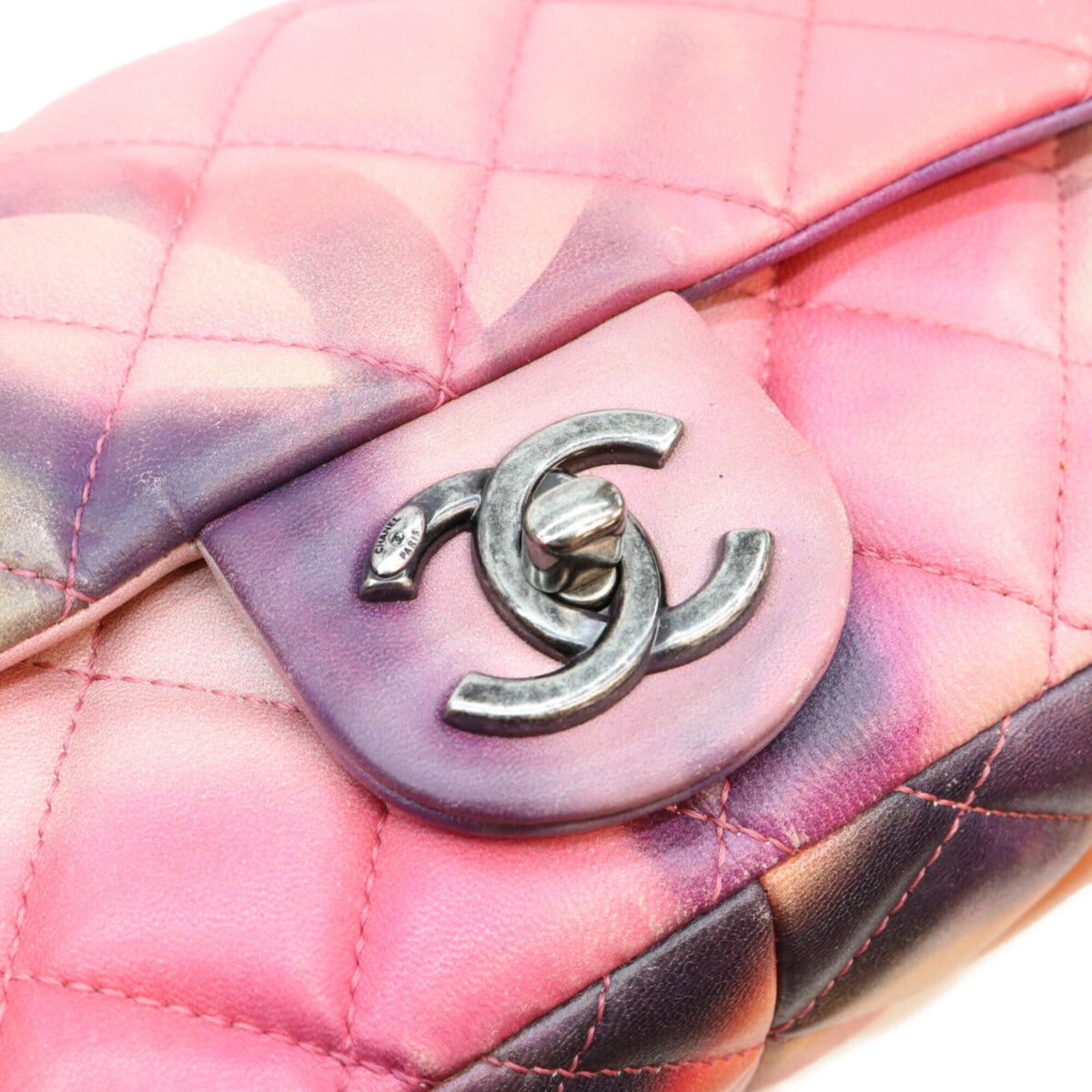 Chanel Multi-Color Shoulder Bag (Pre-Owned)