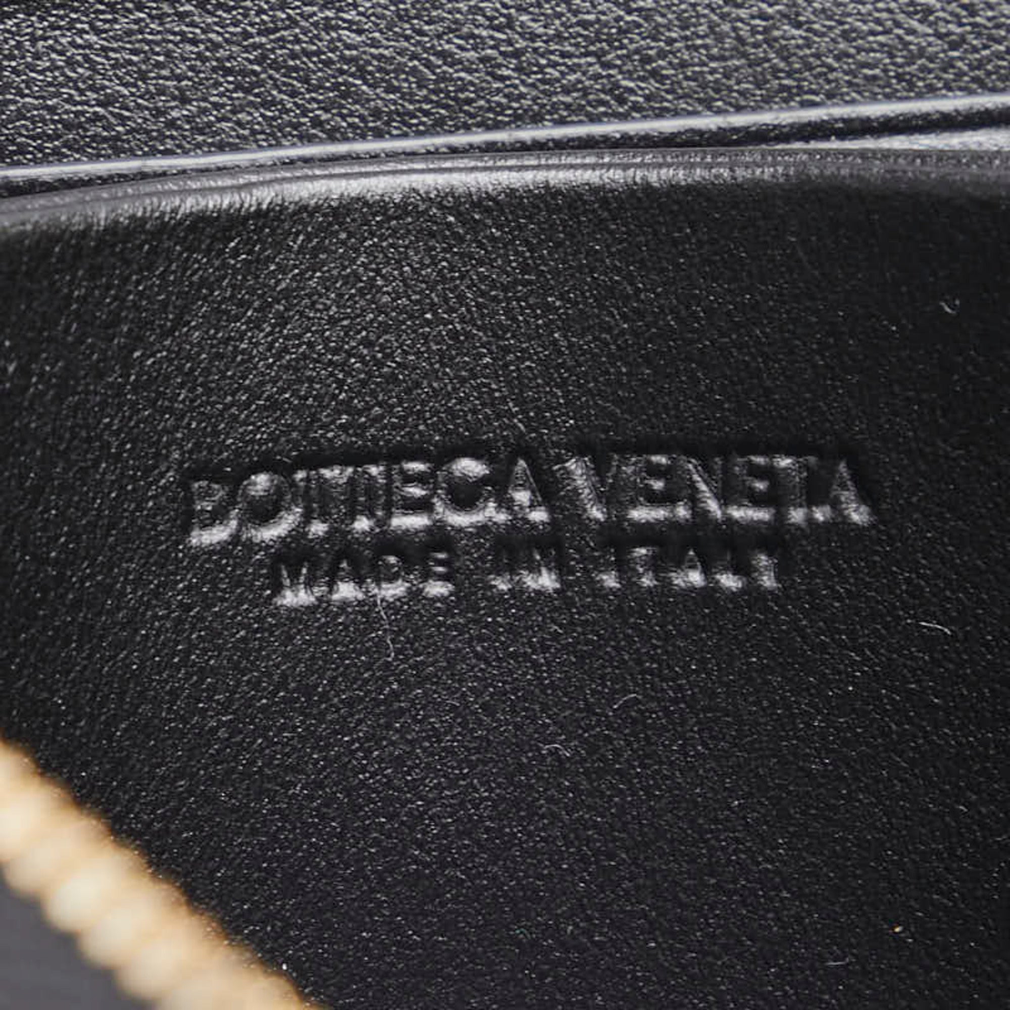Bottega Veneta Black Leather Wallet (Bi-Fold) (Pre-Owned)
