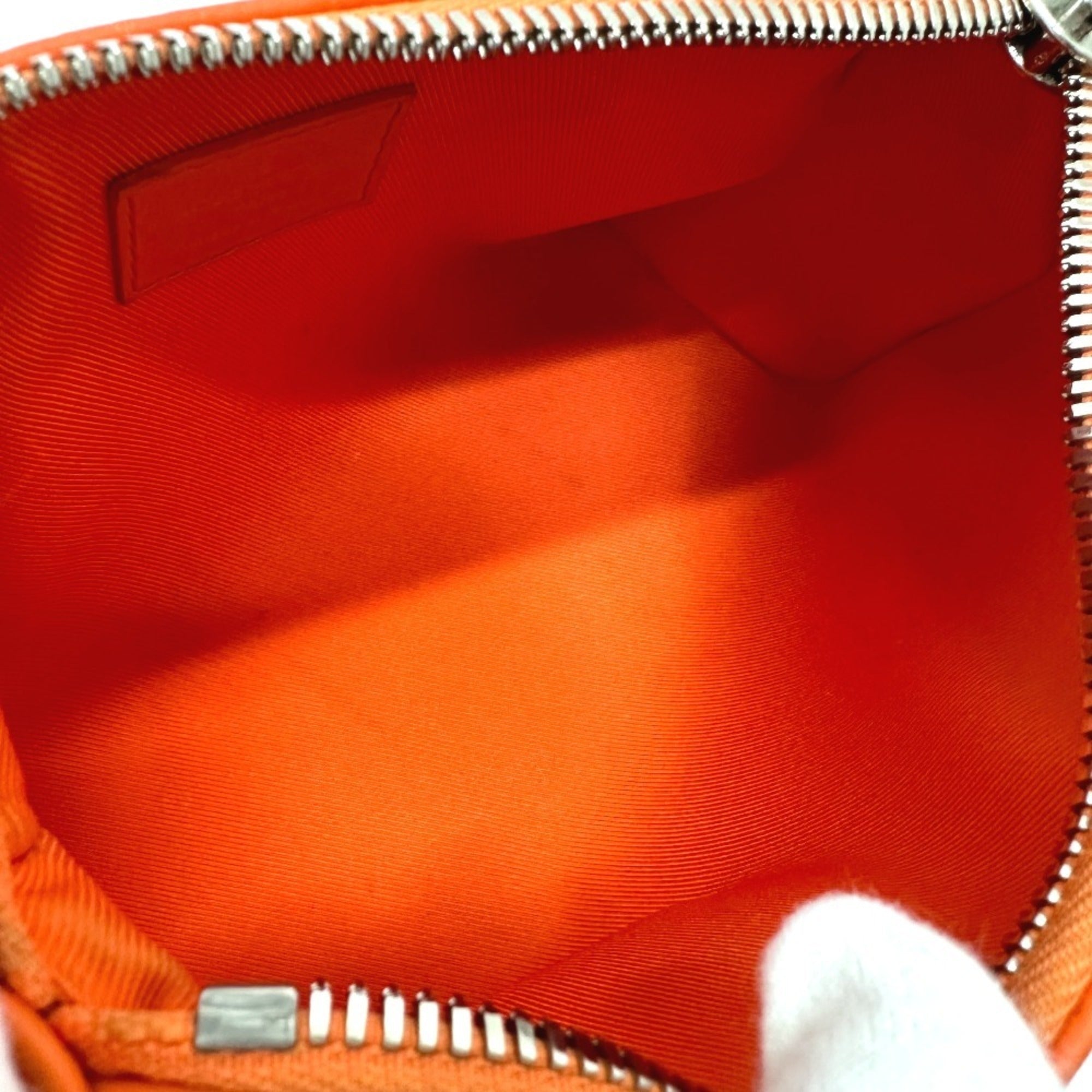 Louis Vuitton Orange Leather Shoulder Bag (Pre-Owned)