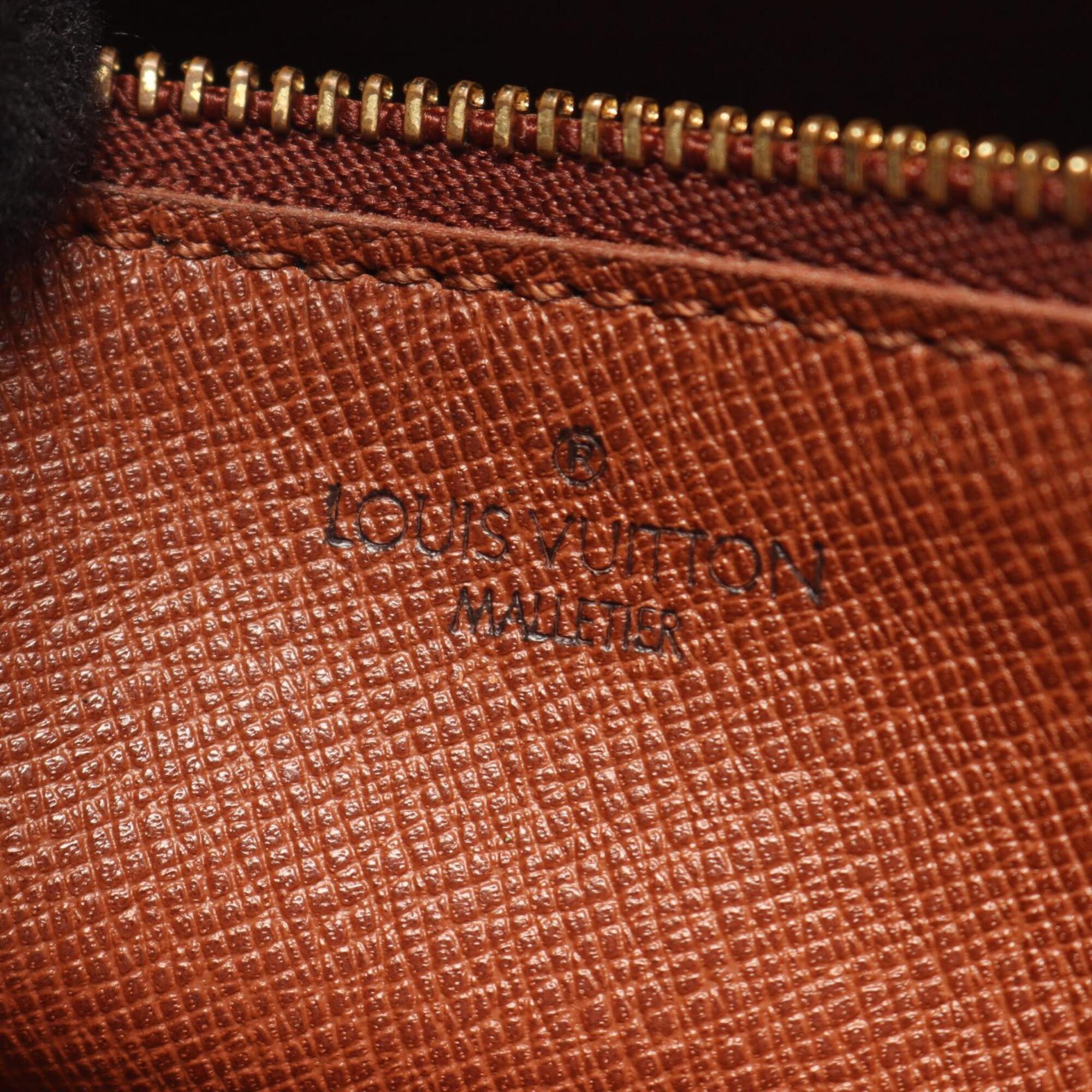 Louis Vuitton Brown Coated Canvas Monogram Leather Clutch Bag Handbag (Pre-Owned)