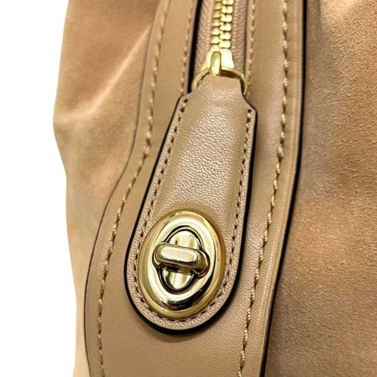 Coach Beige Leather Tote Bag (Pre-Owned)