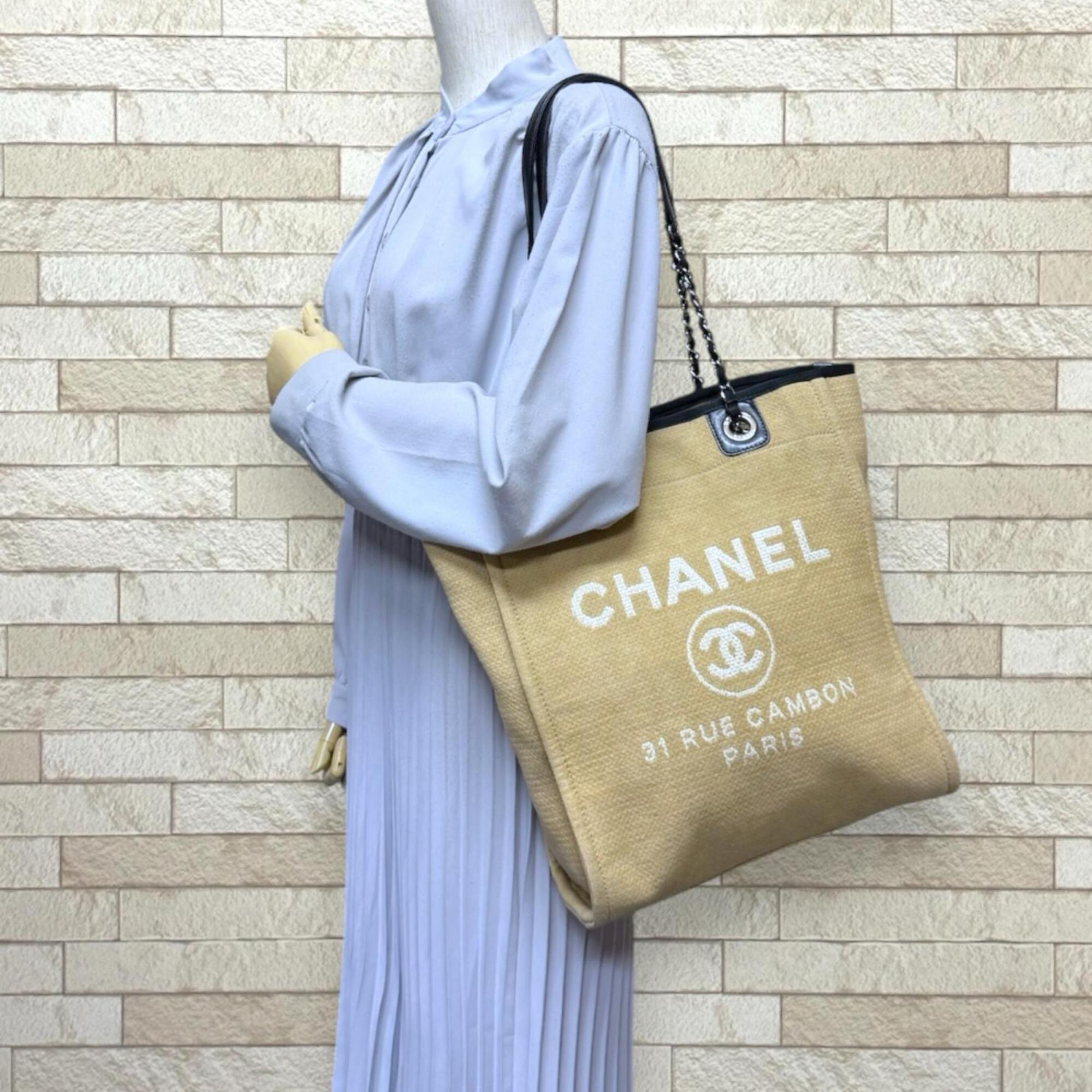 Chanel Beige Canvas Tote Bag (Pre-Owned)