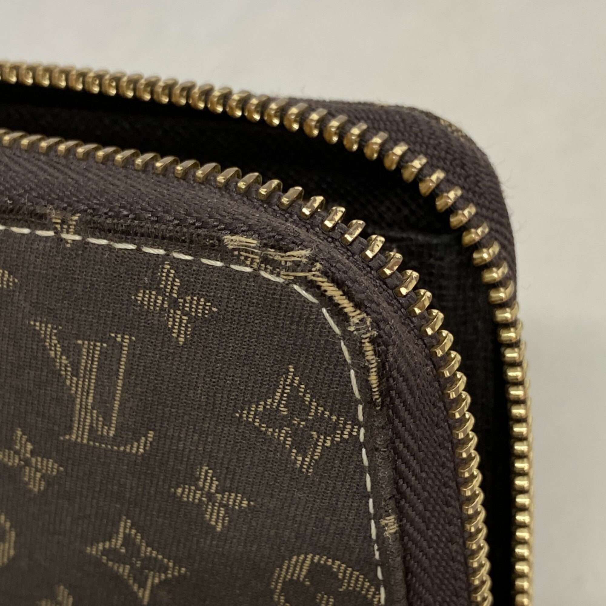 Louis Vuitton Ebene Long Wallet (Bi-Fold) (Pre-Owned)