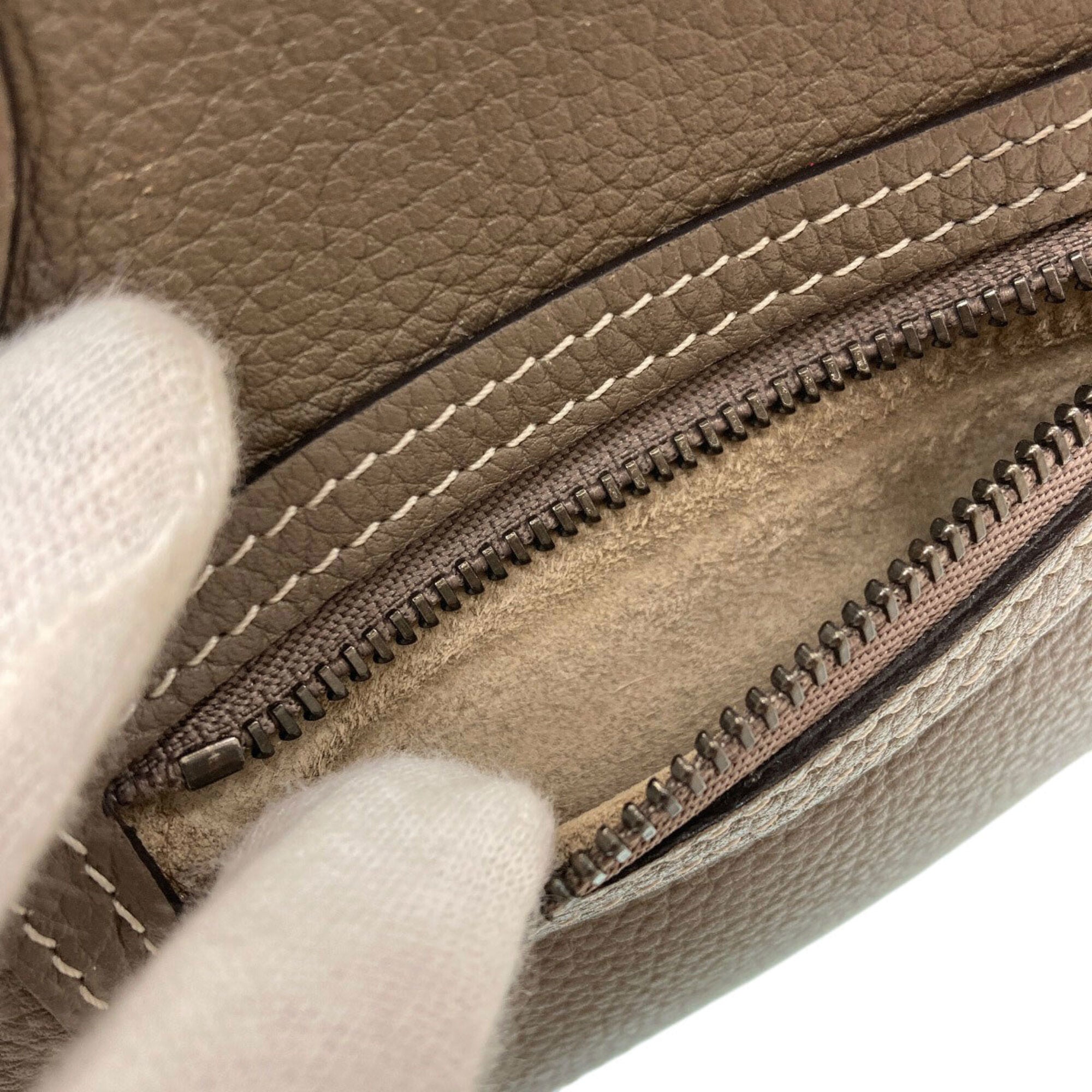 Celine Grayish Leather Handbag (Pre-Owned)