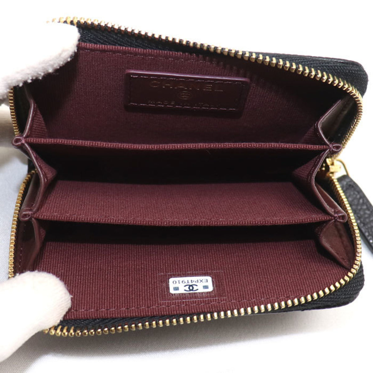 Chanel Black Leather Coin Purse/Coin Case (Pre-Owned)