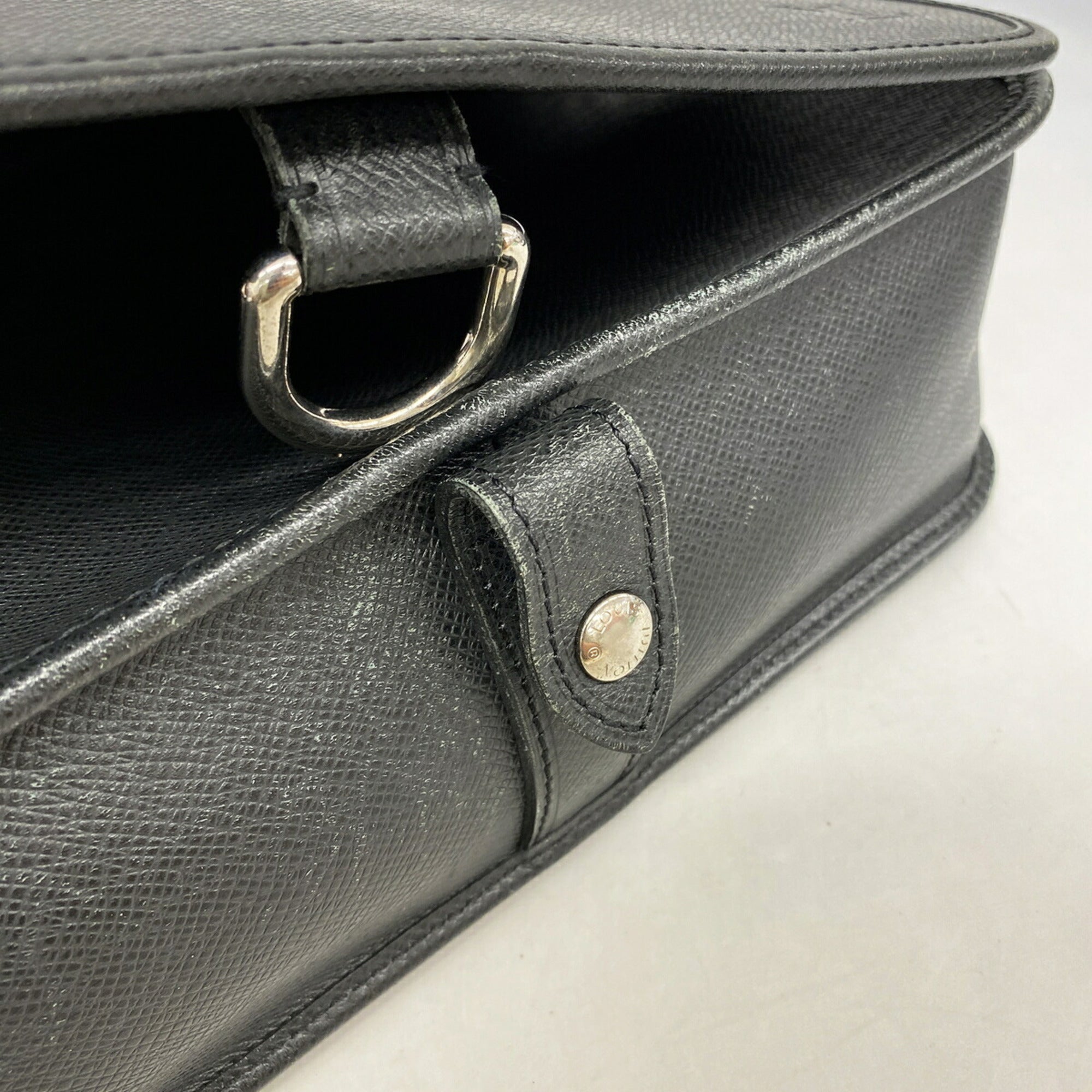 Louis Vuitton Ardoise Shoulder Bag (Pre-Owned)