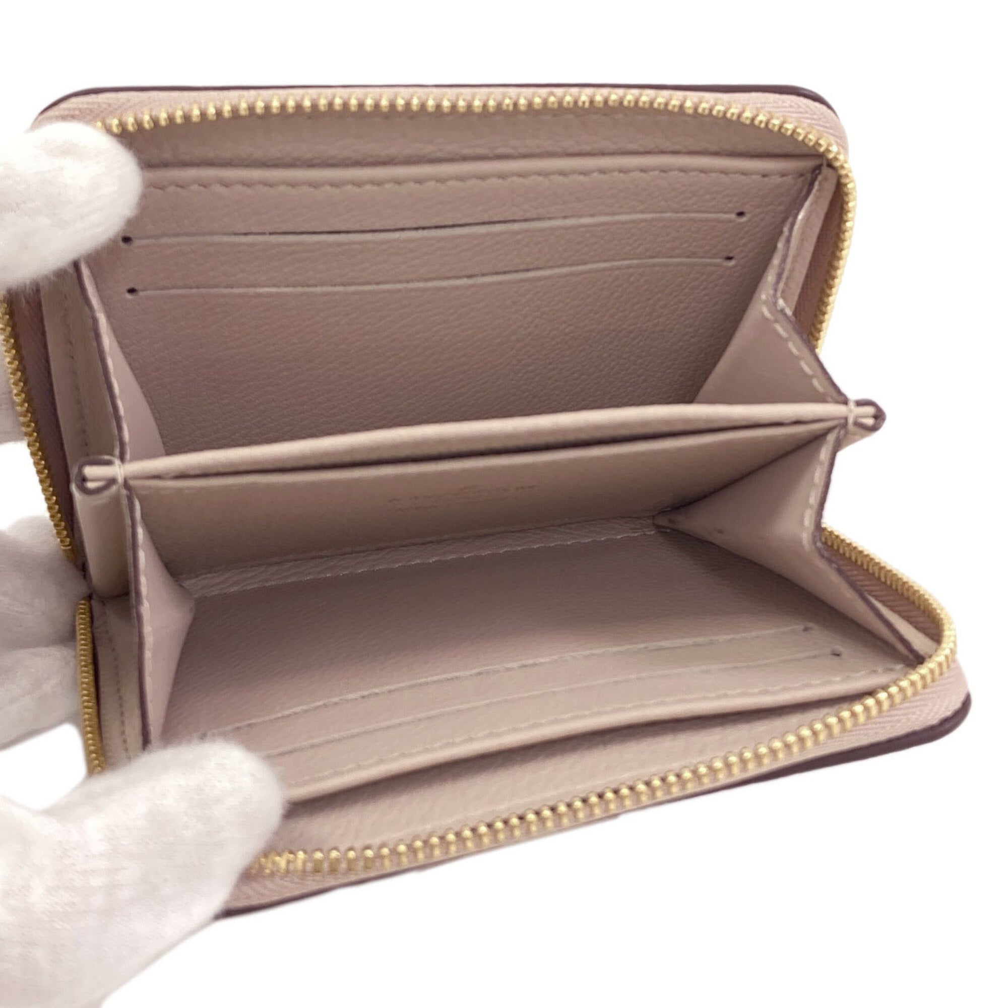 Louis Vuitton Grayish Leather Coin Purse/Coin Case (Pre-Owned)