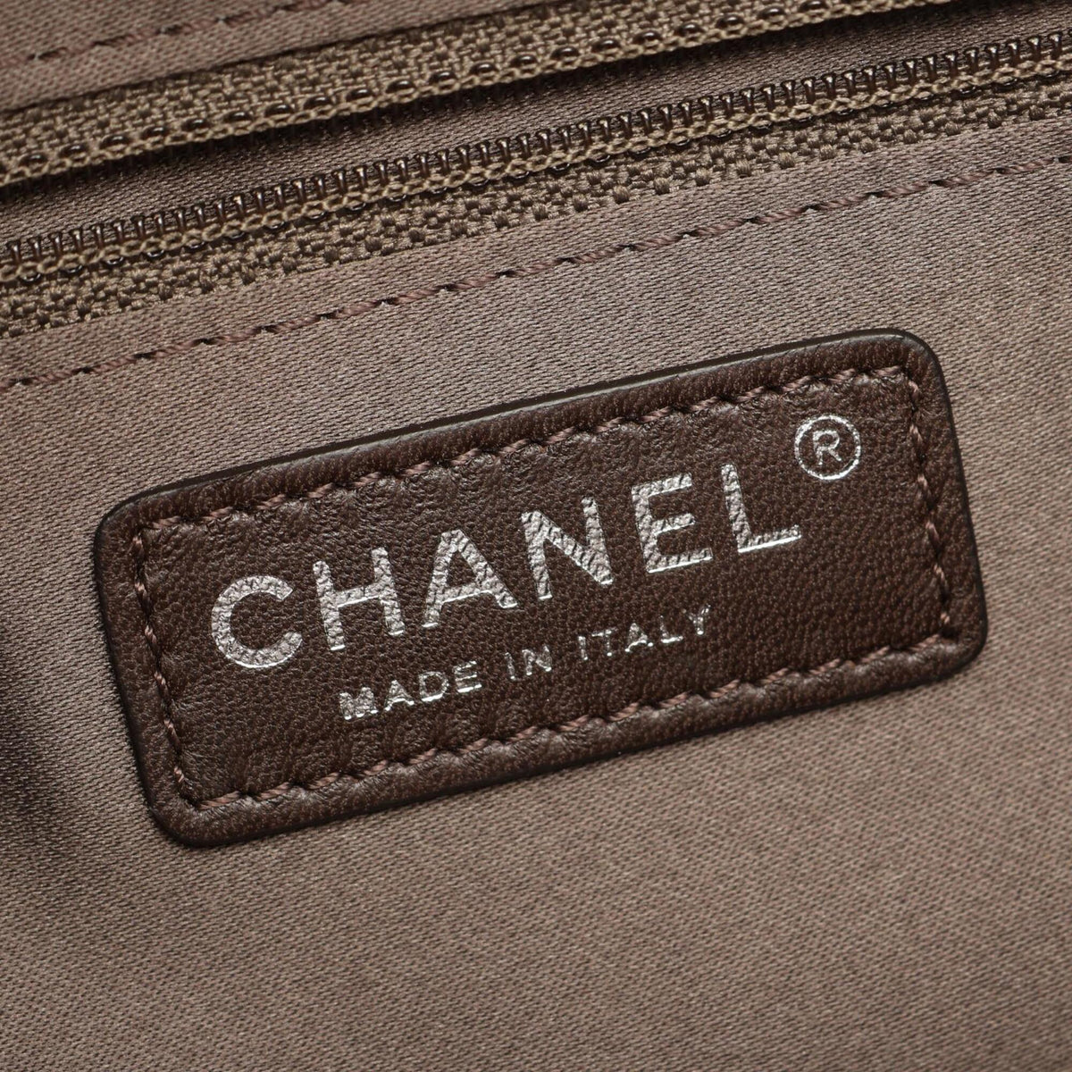 Chanel Beige Leather Handbag Tote Bag (Pre-Owned)